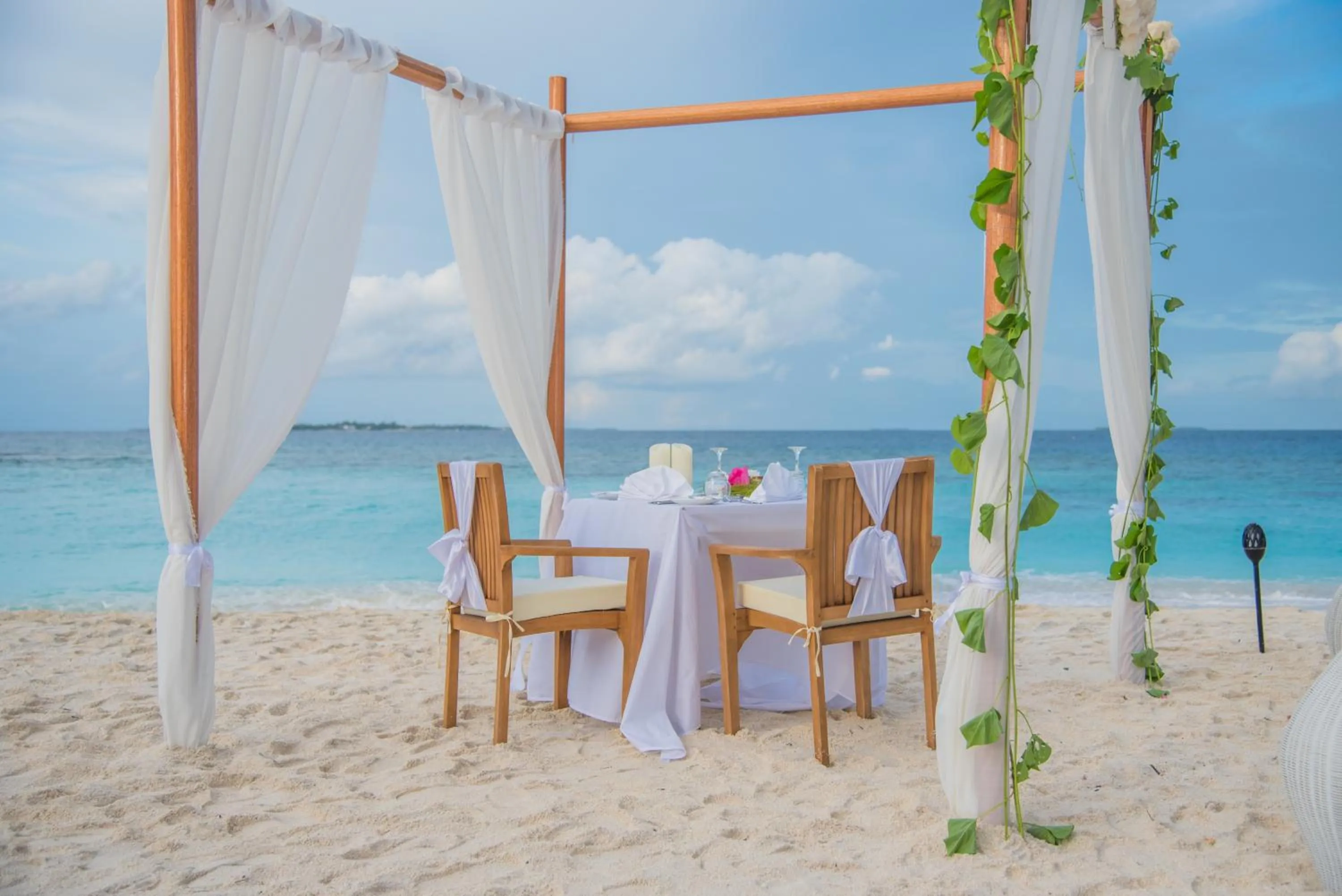 wedding in Reethi Faru Resort