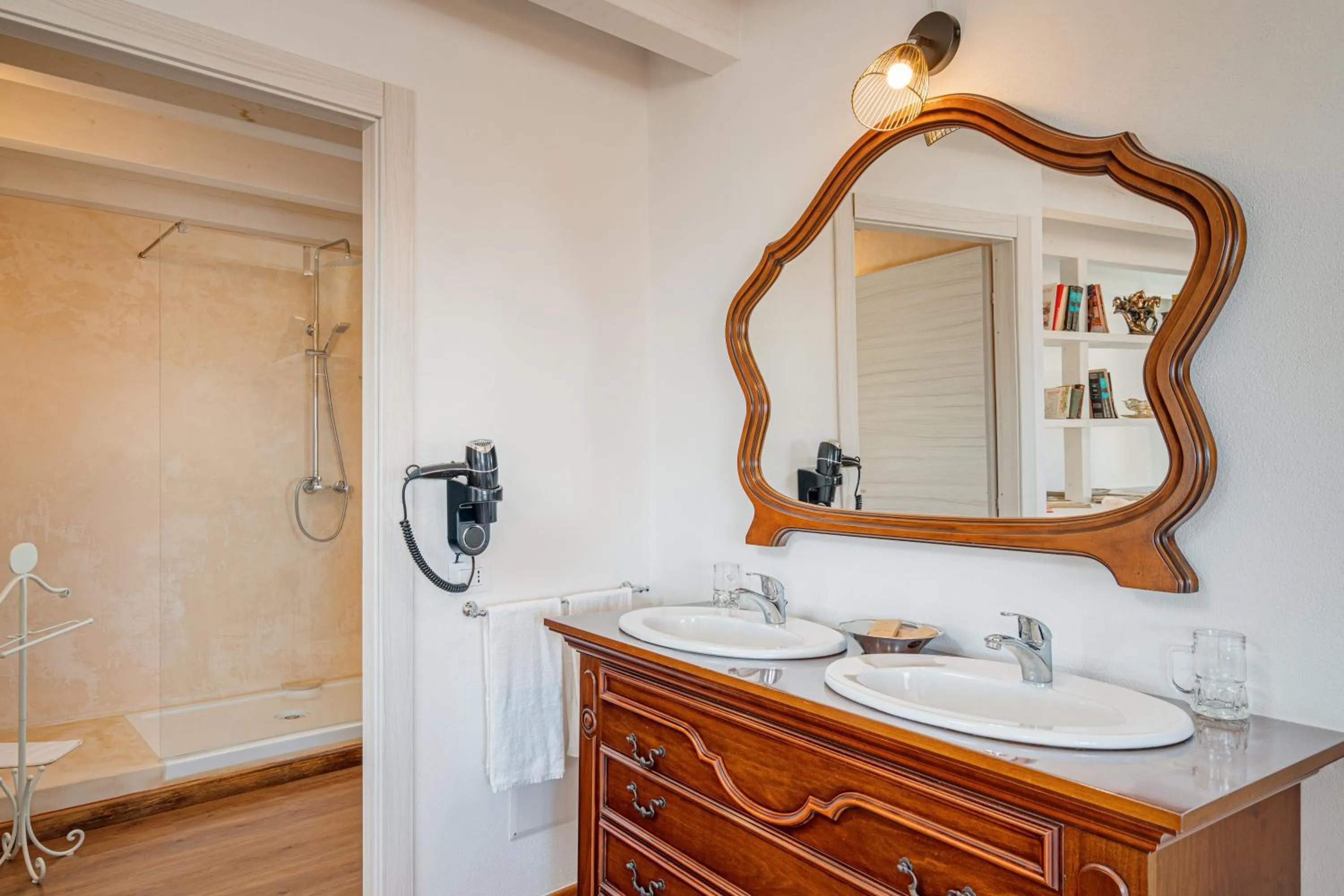 Albergo Diffuso Mannois