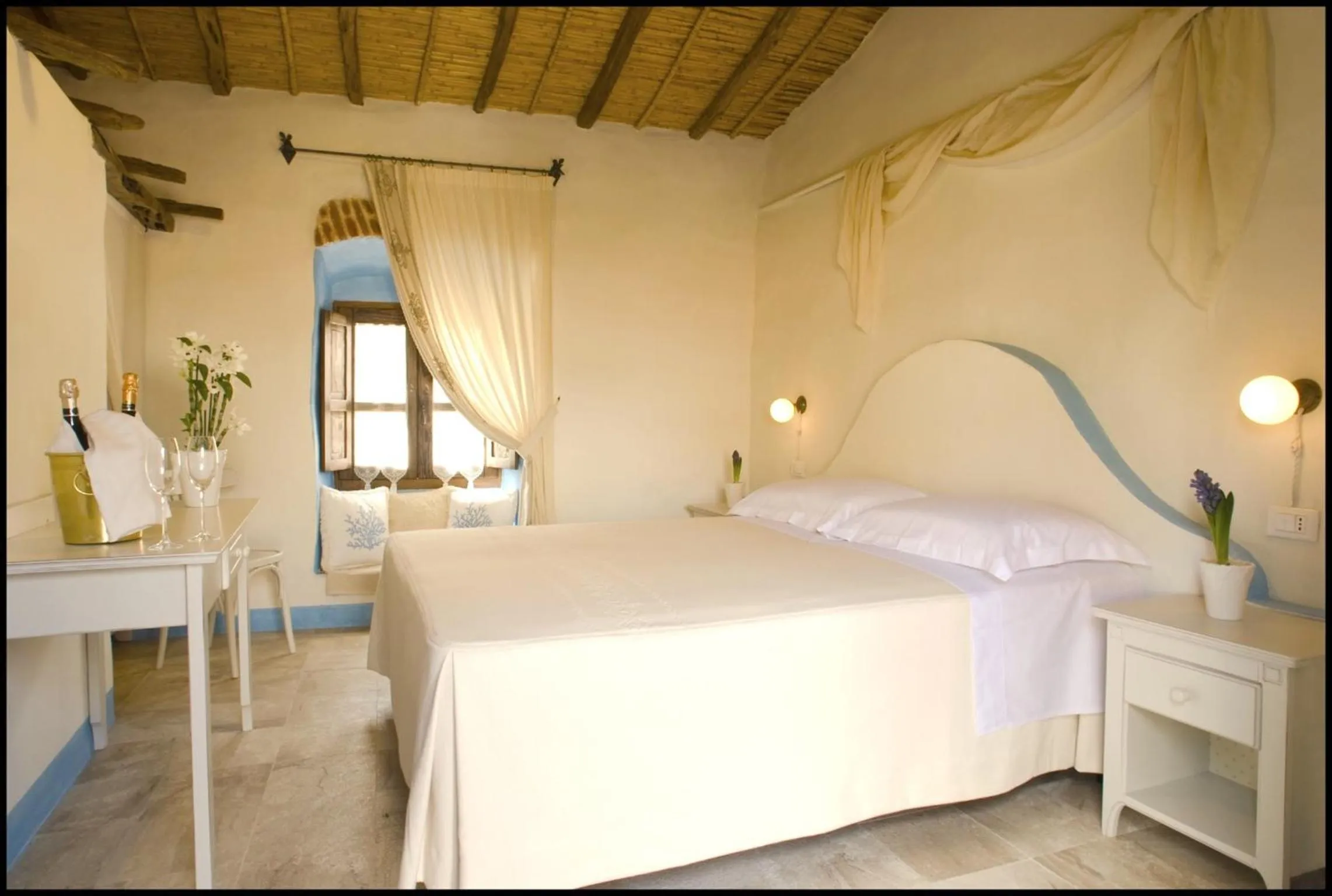 Bedroom in Albergo Diffuso Mannois