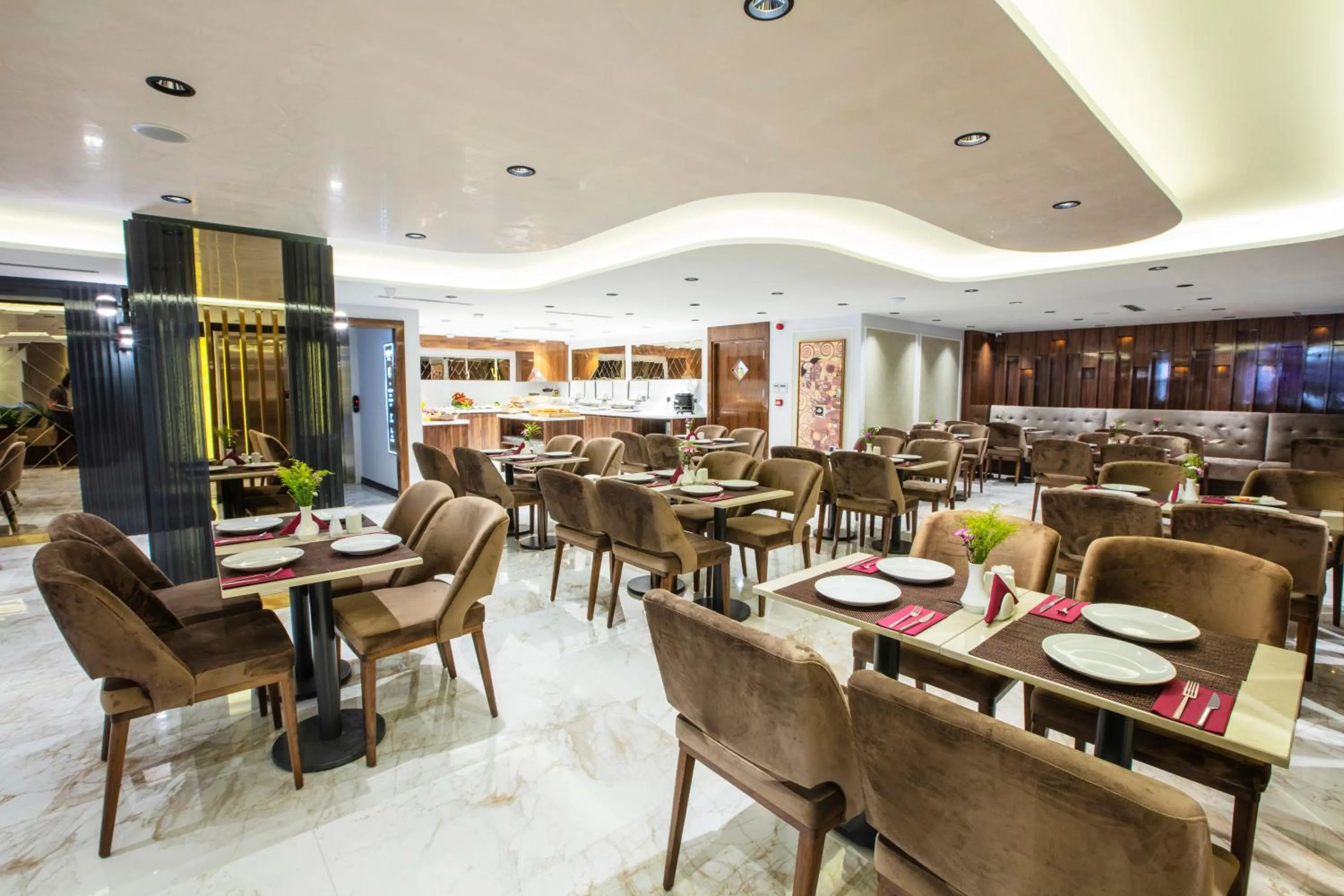 Restaurant/places to eat in Endican Beyazit Hotel