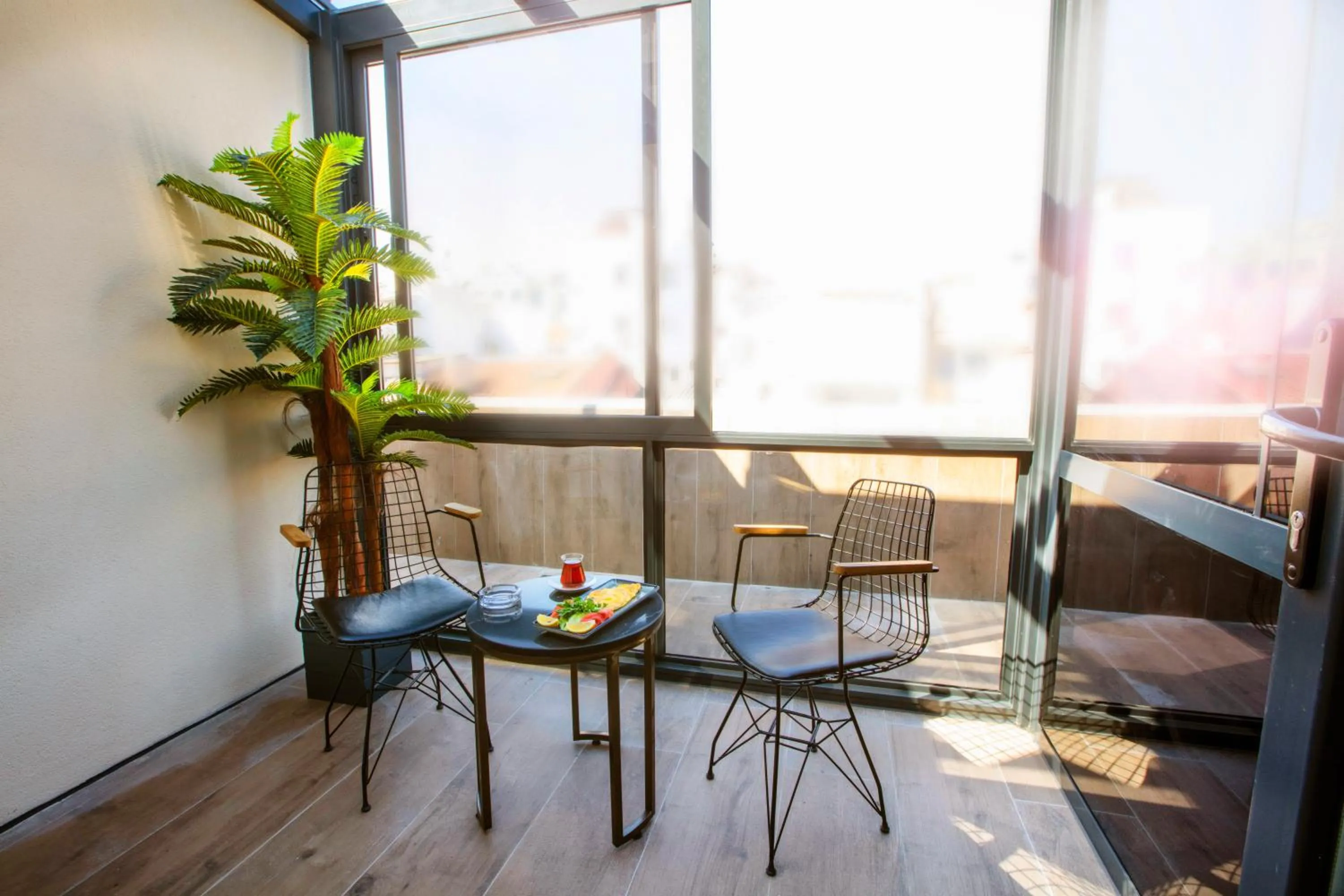 Coffee/tea facilities in Endican Beyazit Hotel