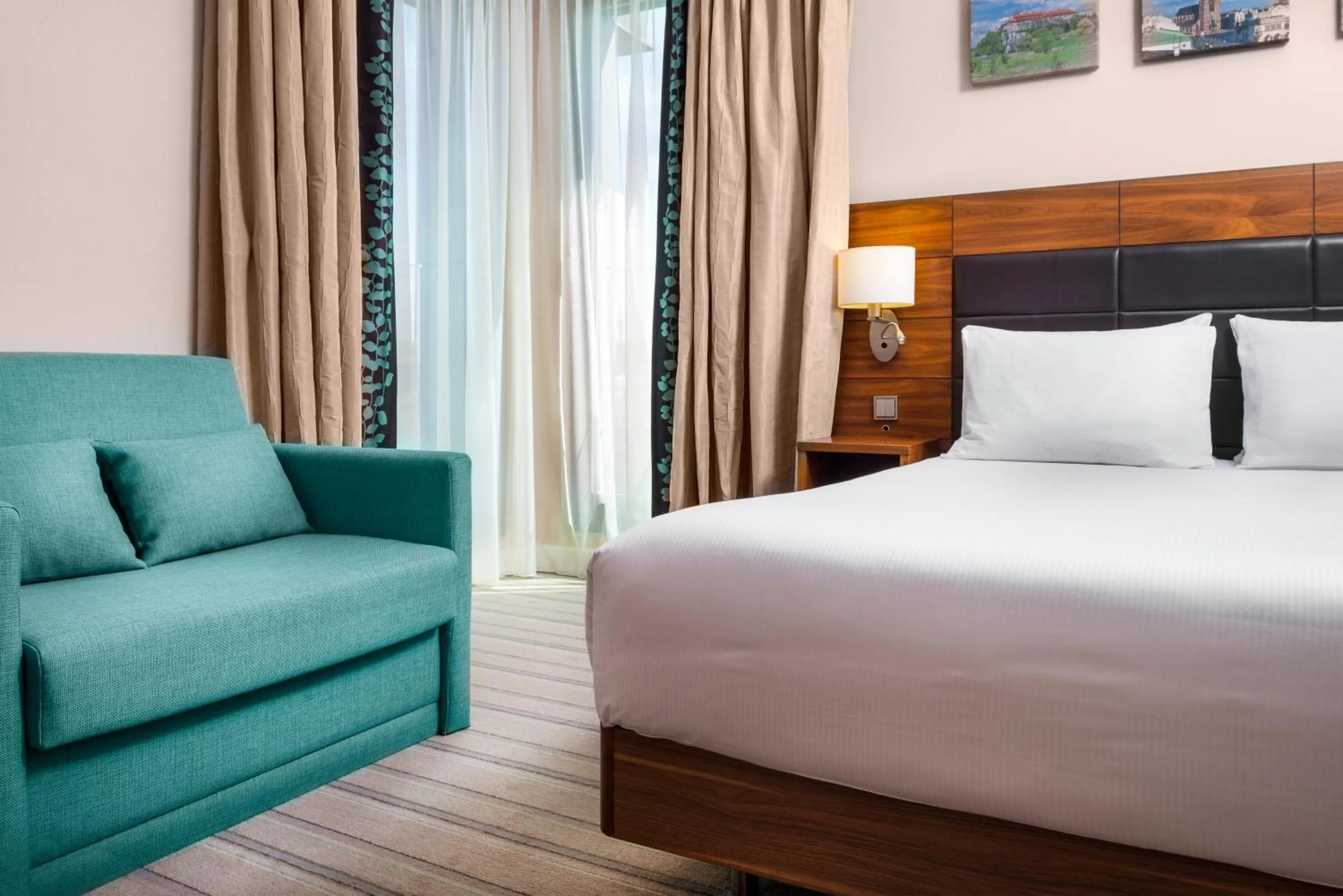 Bedroom, Bed in Hilton Garden Inn Krakow