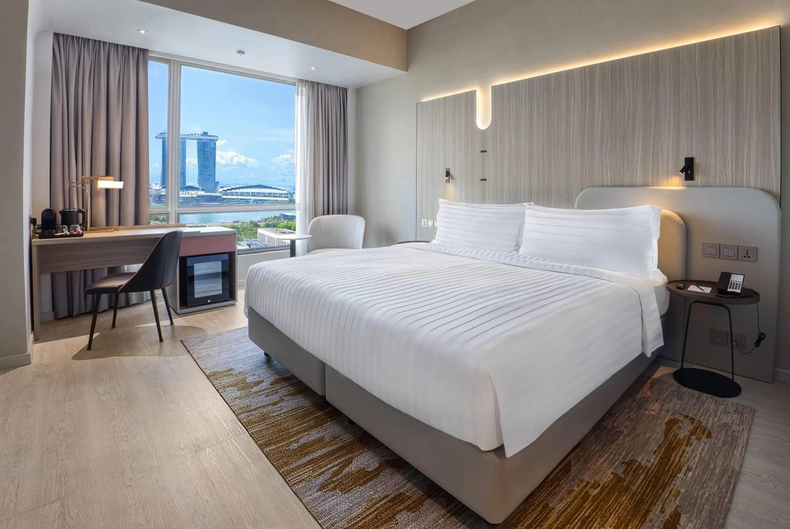 Photo of the whole room, Bed in Wyndham Singapore Hotel