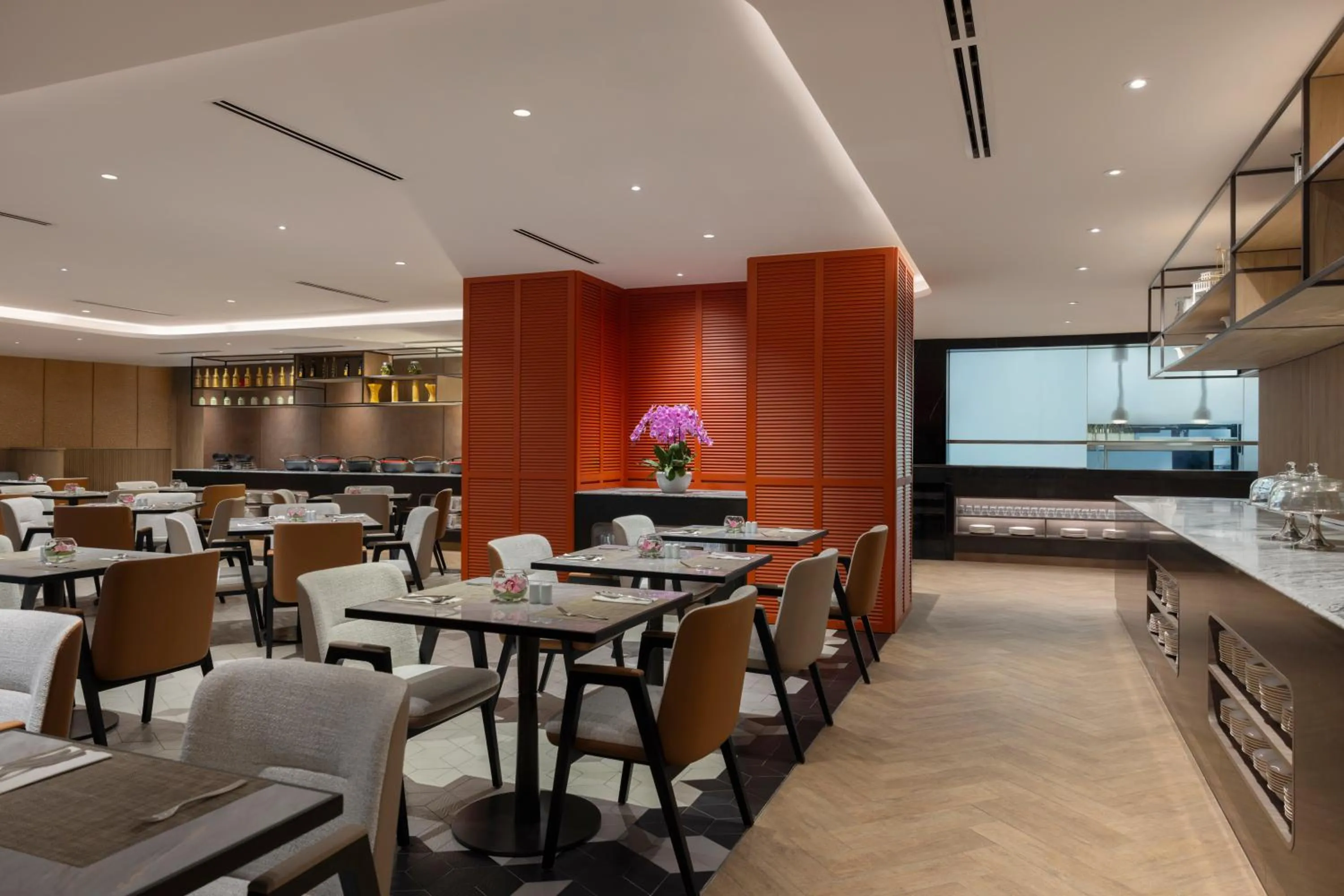 Restaurant/places to eat in Wyndham Singapore Hotel