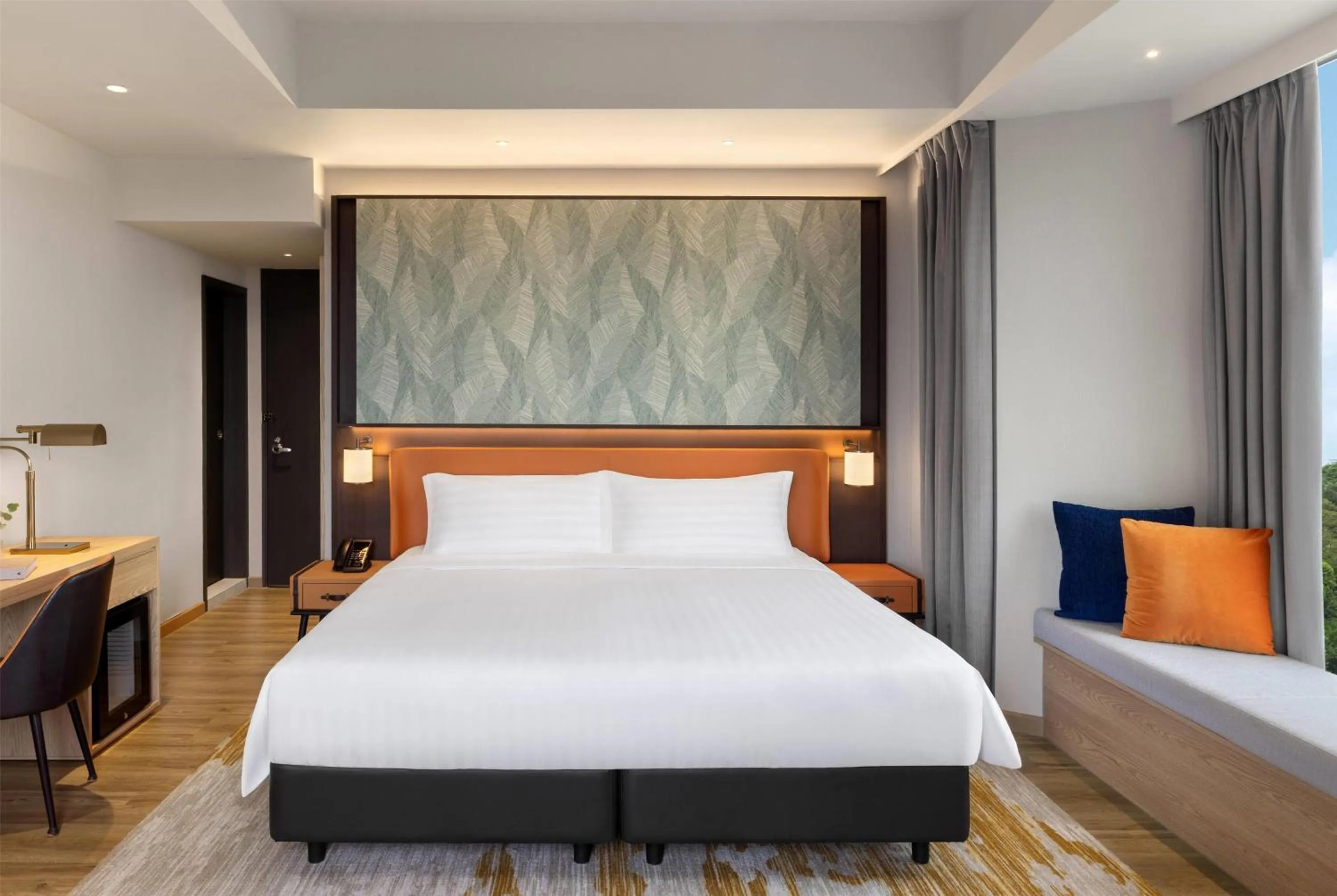 Photo of the whole room, Bed in Wyndham Singapore Hotel