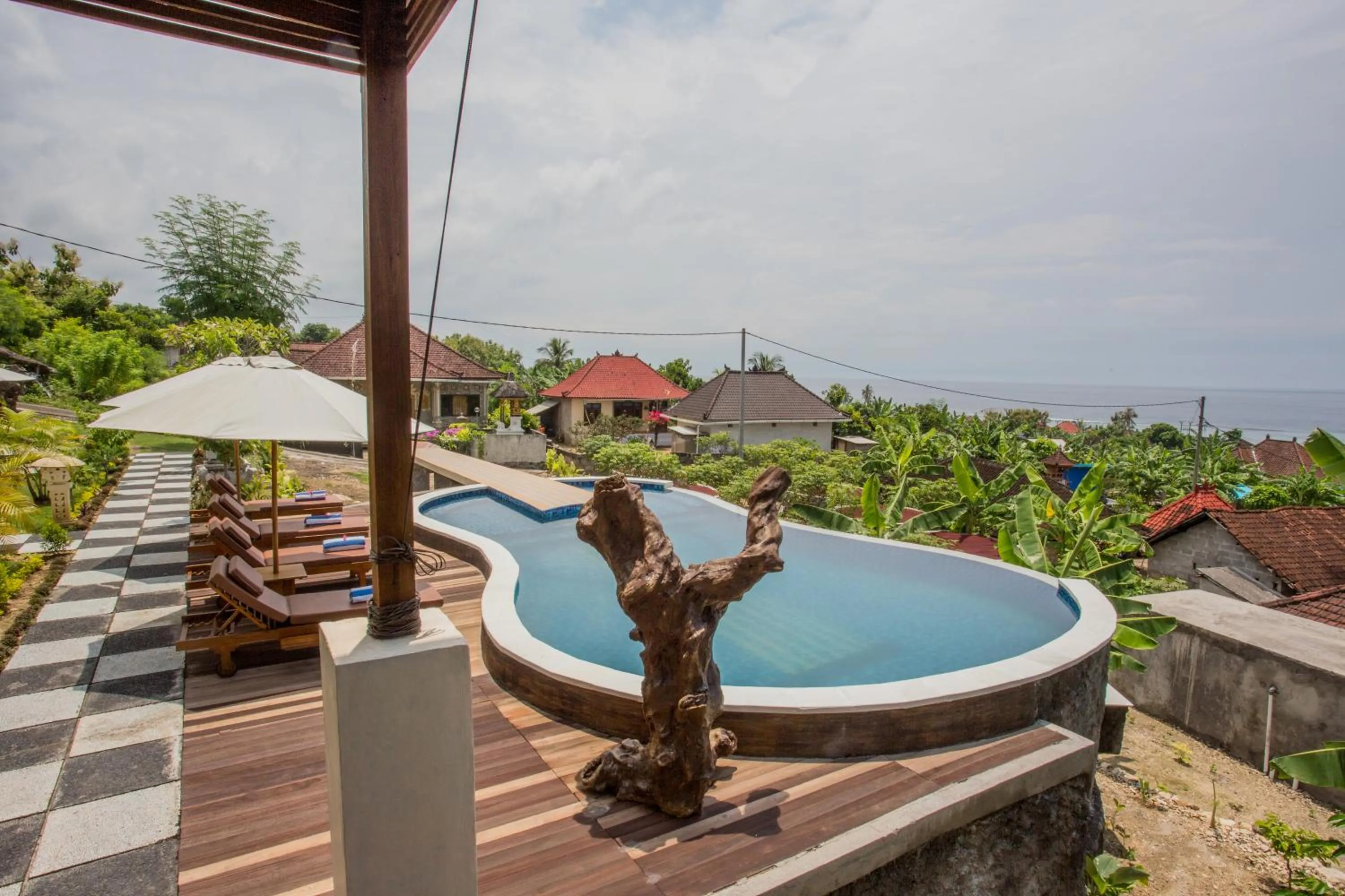 Patio in Kabeh Jati Garden Villa & Restaurant