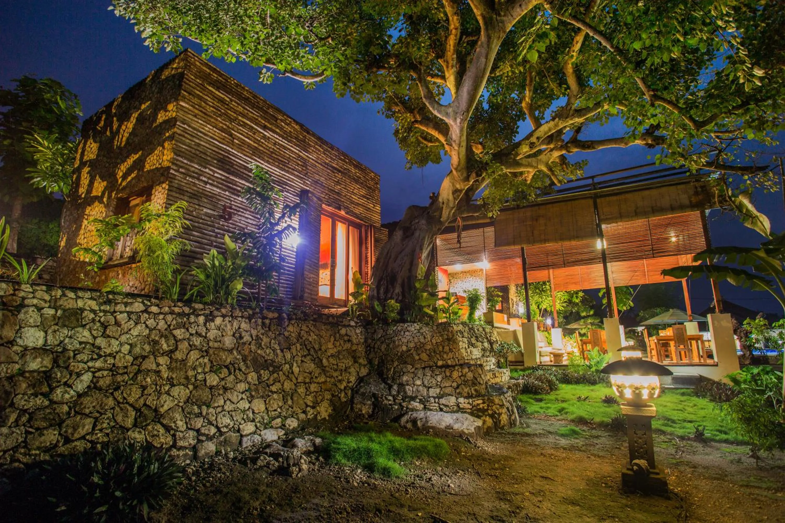 Property building in Kabeh Jati Garden Villa & Restaurant