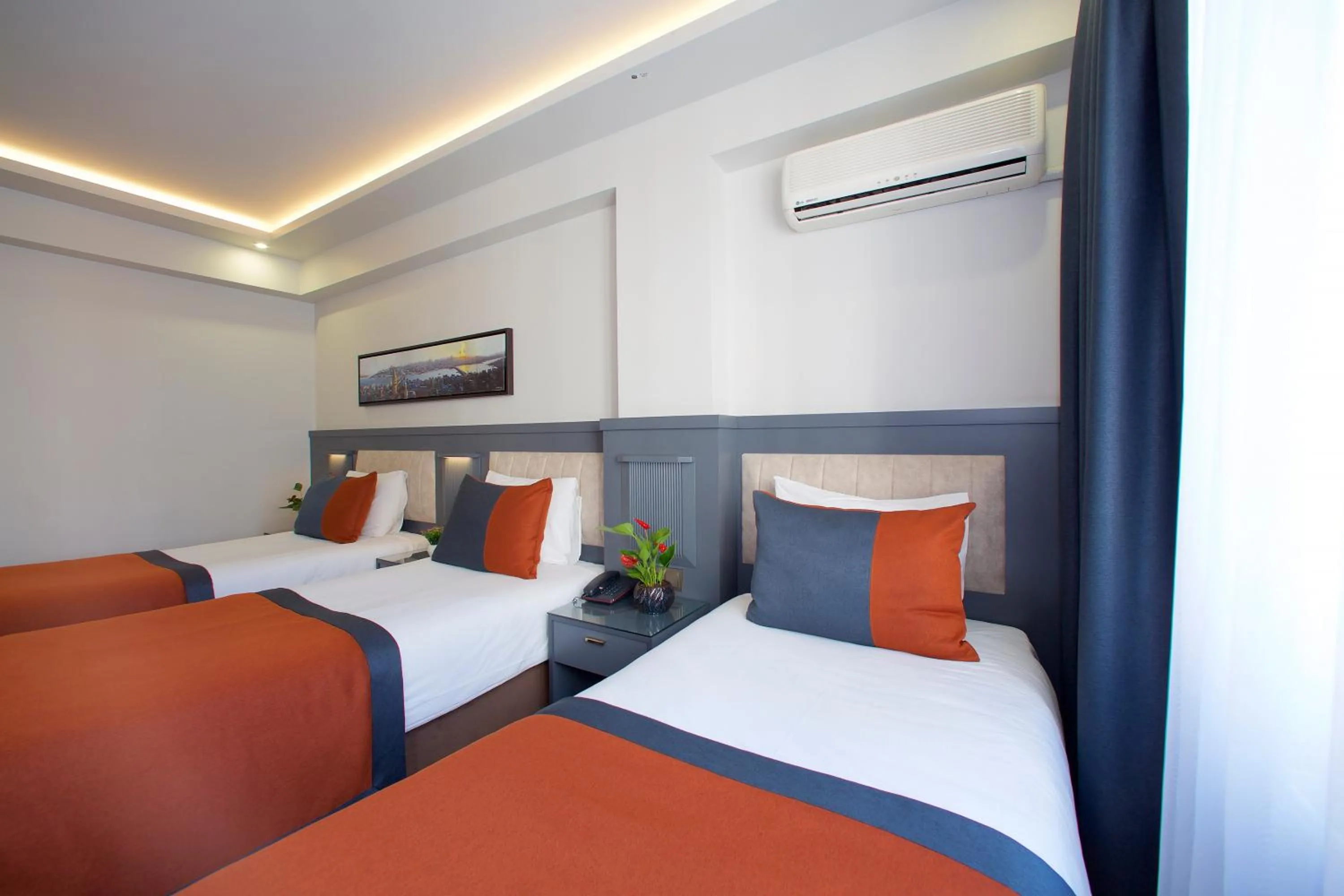 Photo of the whole room, Bed in Hotel Eyfel