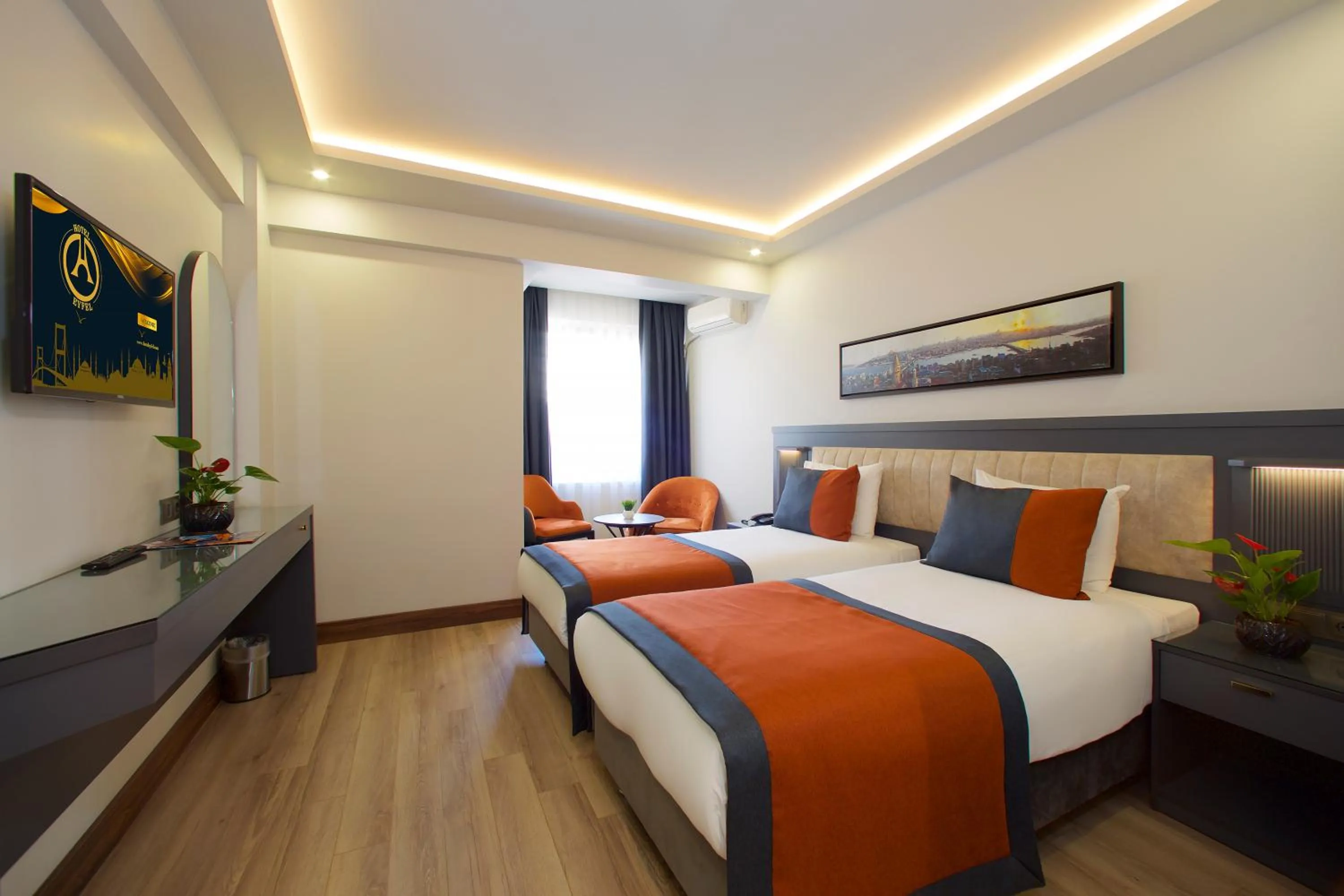 Photo of the whole room, Bed in Hotel Eyfel