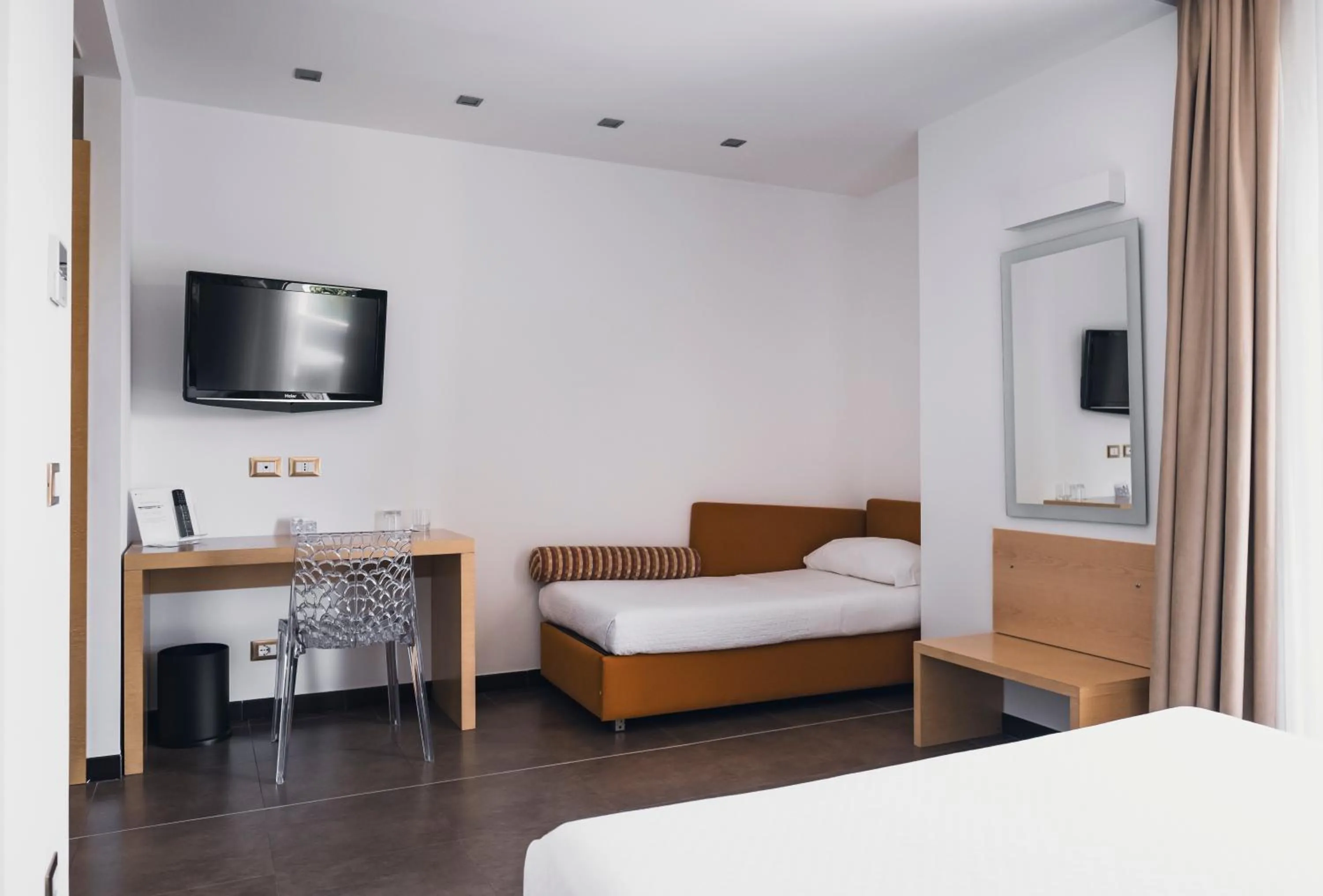 Bedroom, Bed in Modica Palace Hotel