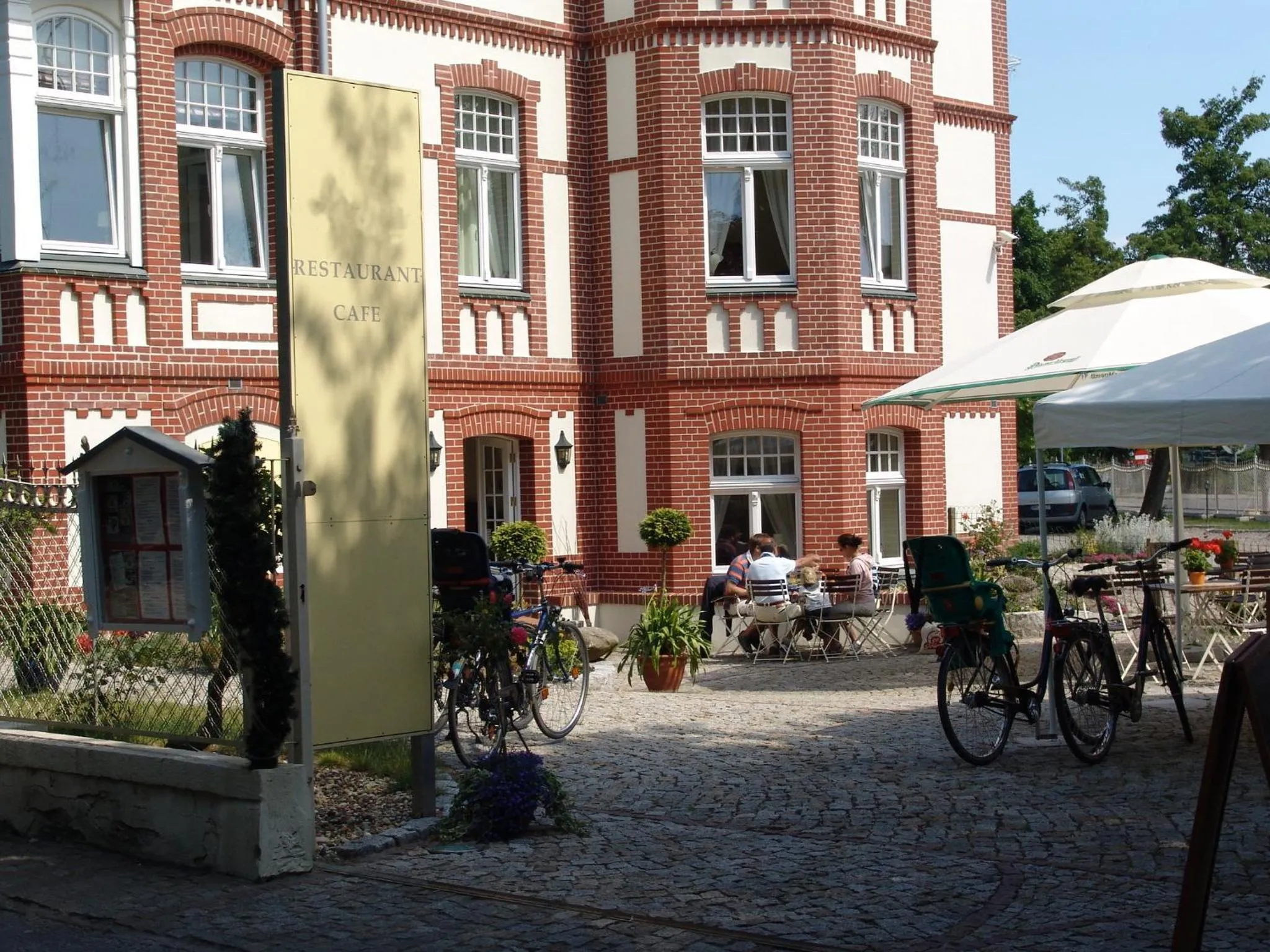 Facade/entrance in Villa Stella Maris