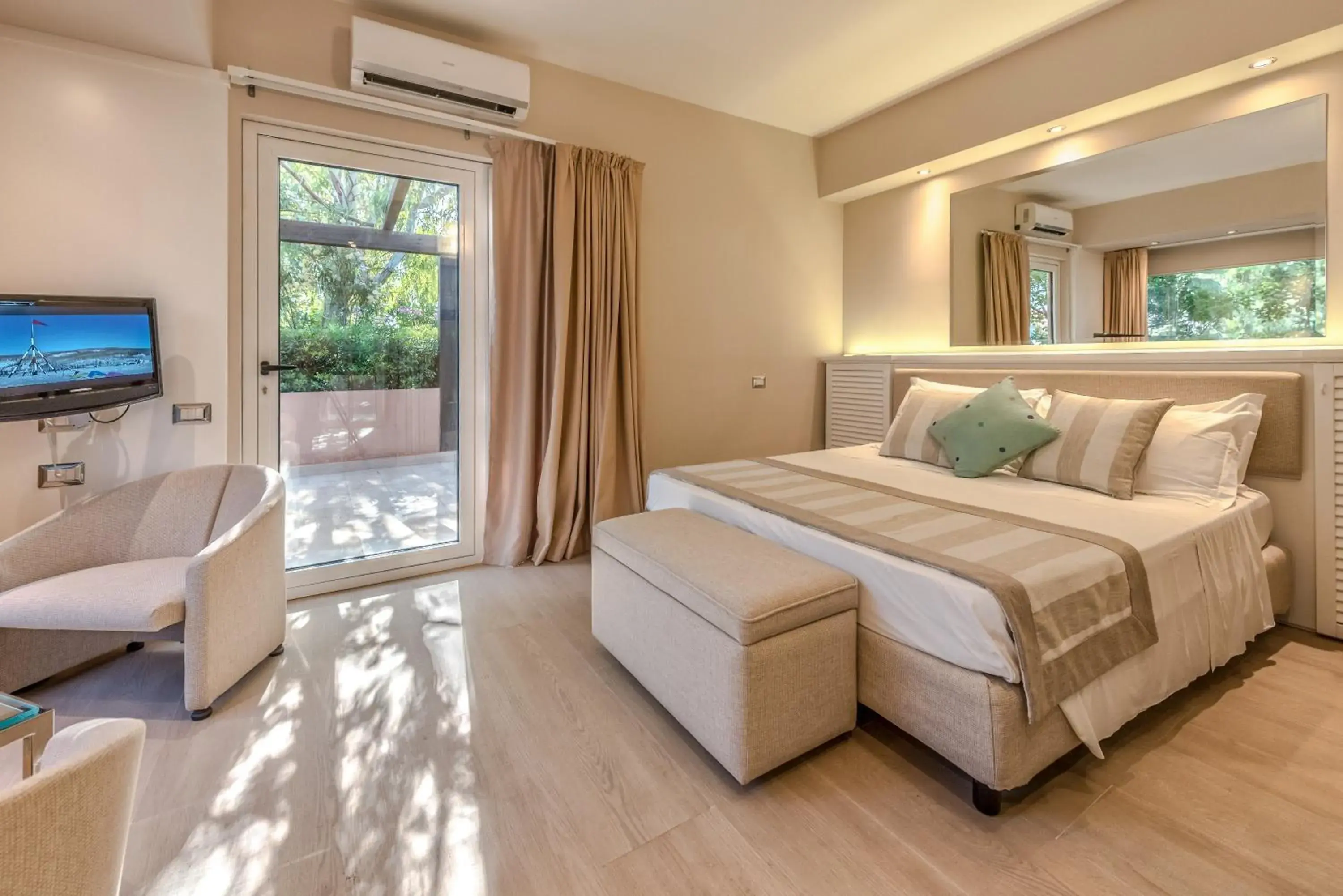 Bed in Acacia Resort Parco Dei Leoni Bed in Acacia Resort Parco Dei Leoni