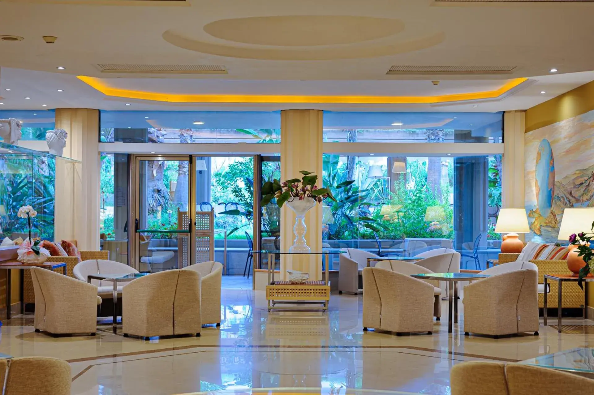 Lounge or bar in Acacia Resort Parco Dei Leoni Lounge or bar in Acacia Resort Parco Dei Leoni