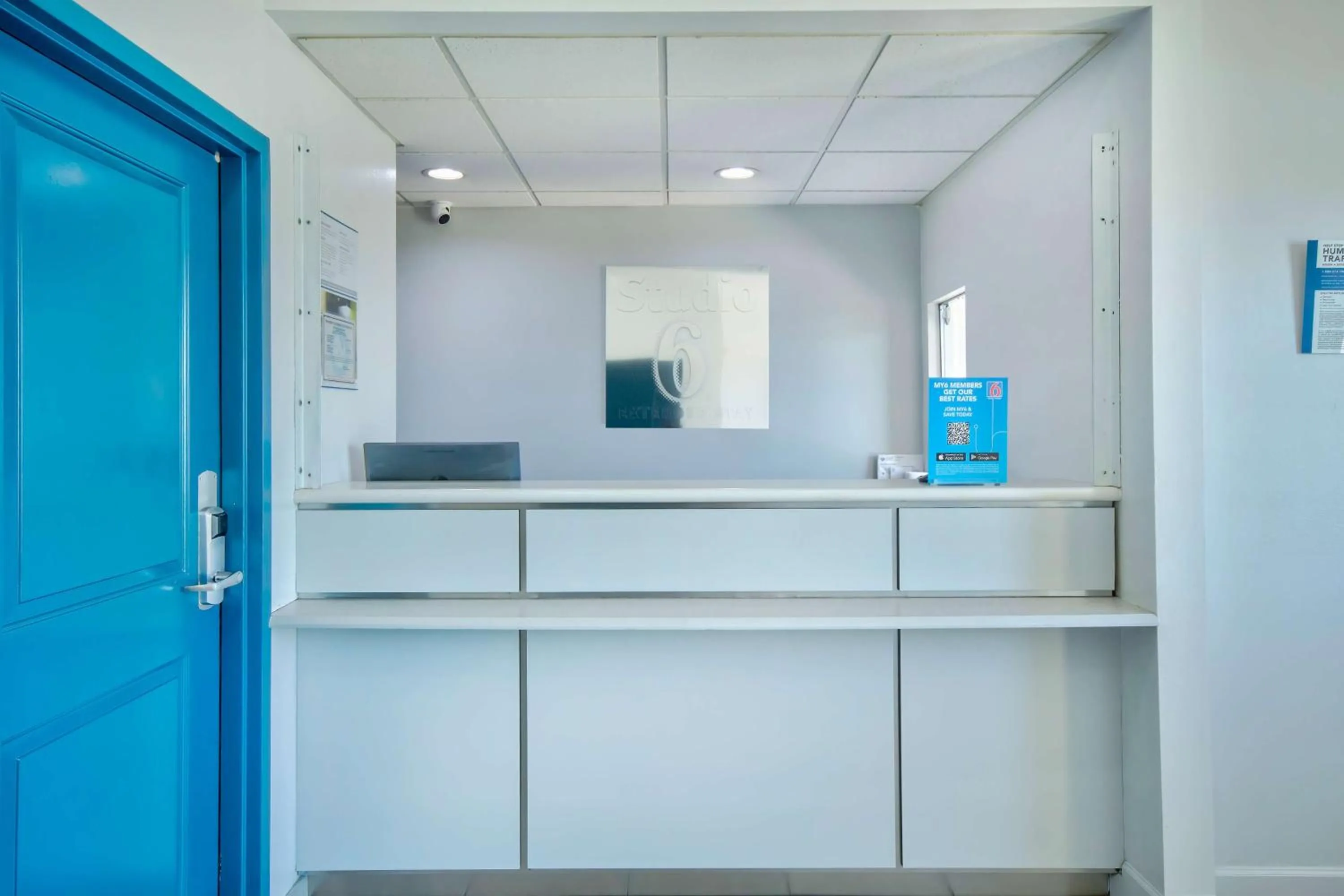 Lobby or reception in Studio 6-Bakersfield, CA