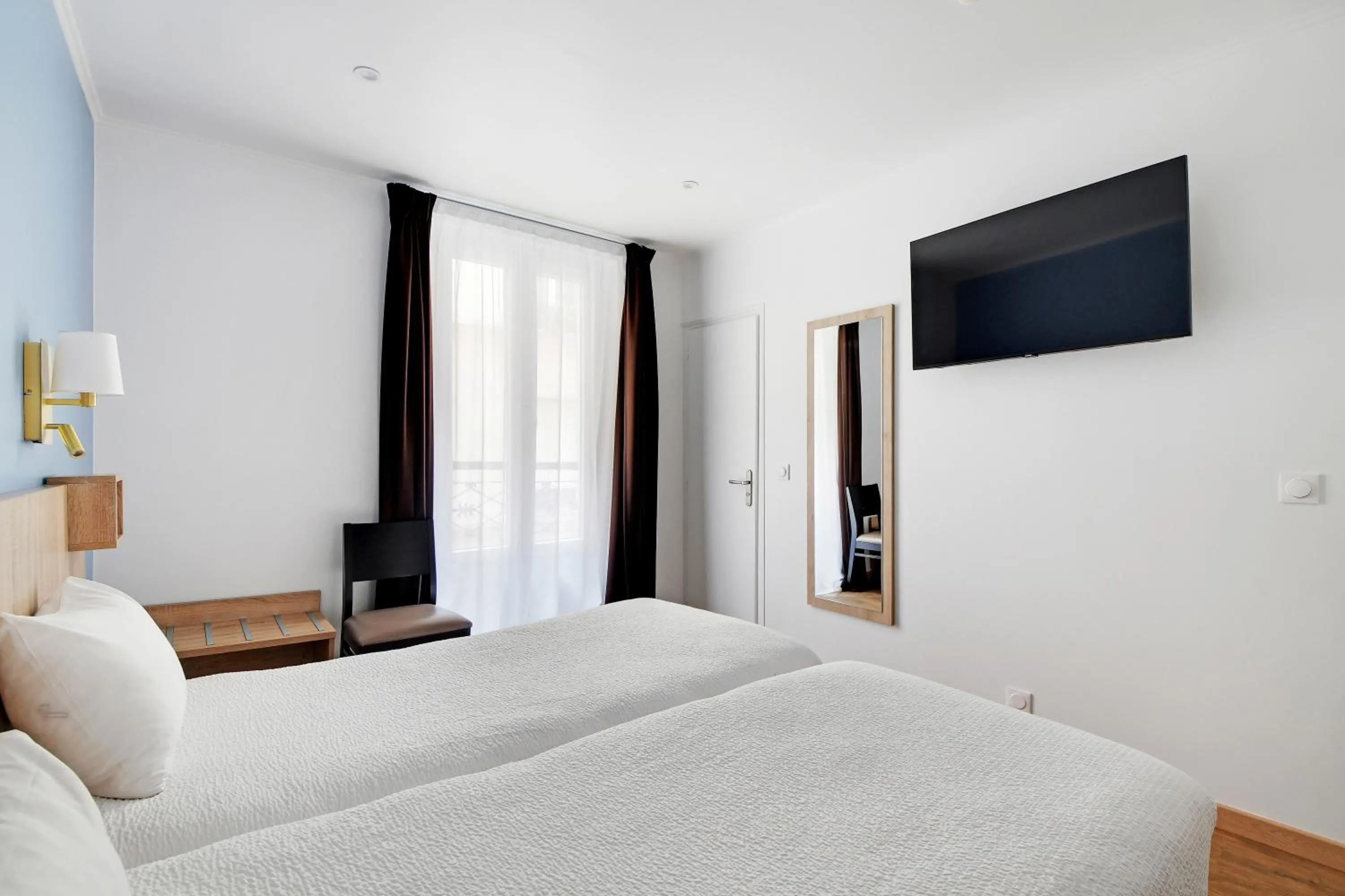 Bedroom, Bed in Altona