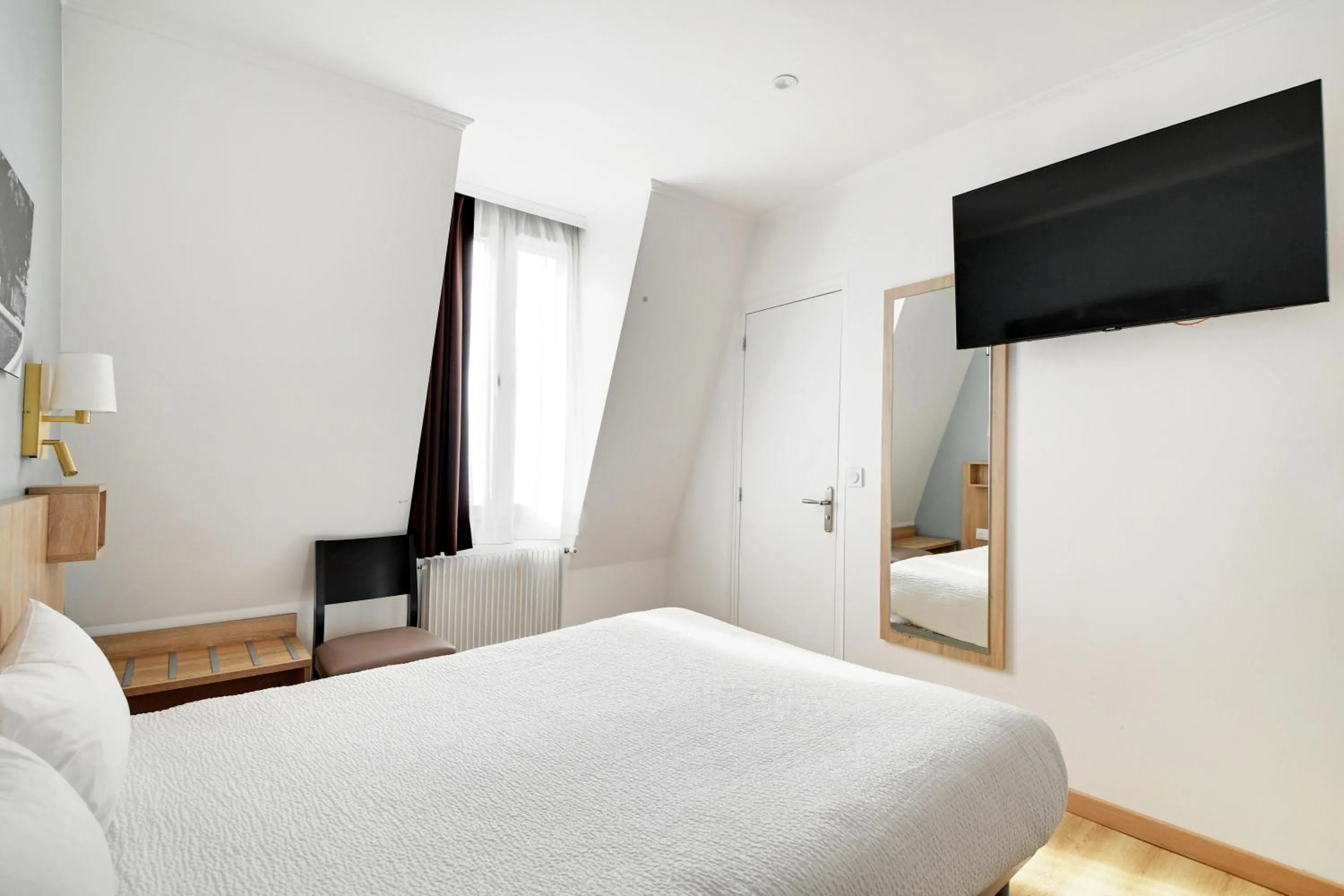 Bedroom, Bed in Altona