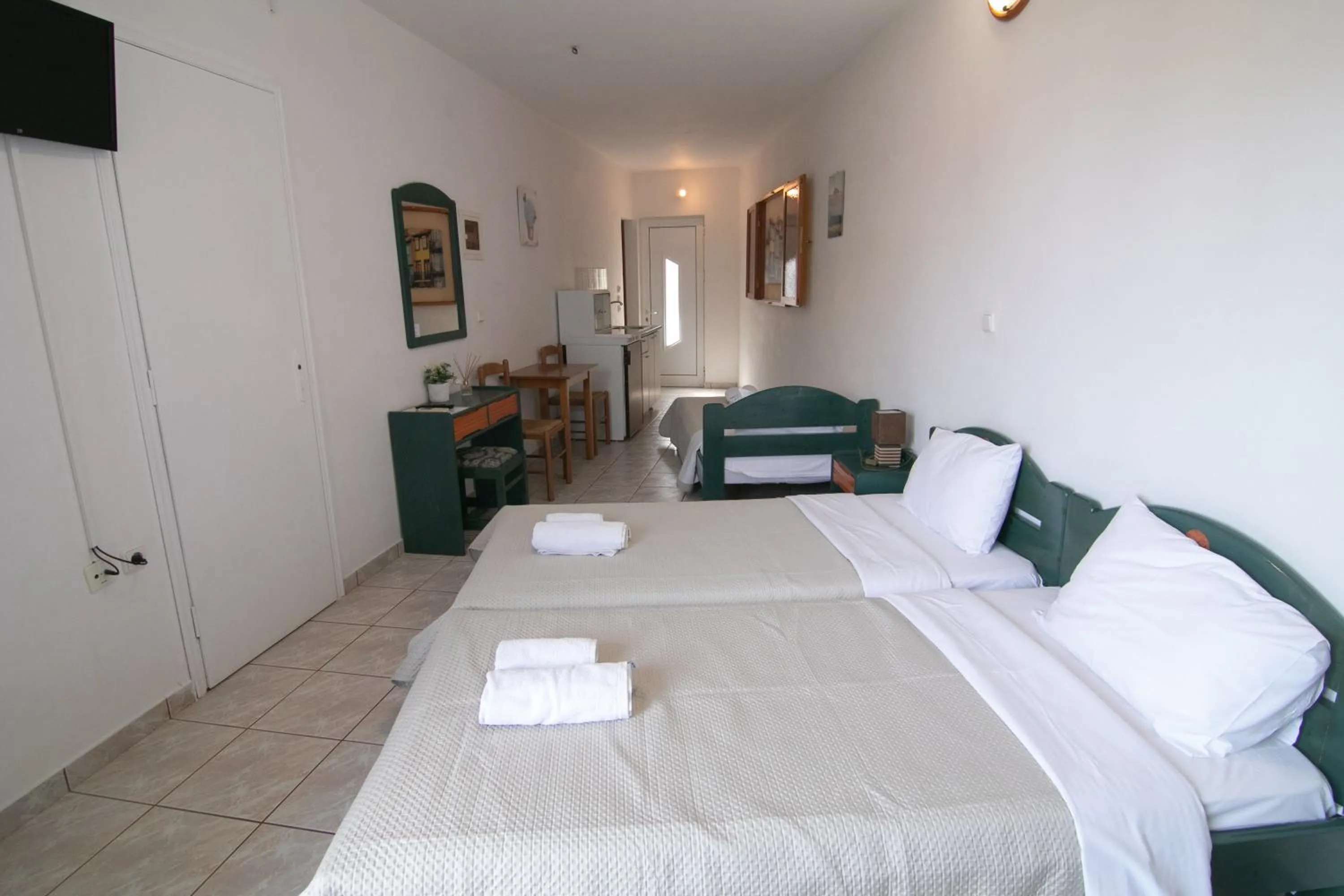 Bed in Malvasia Corner Studios - ex Romeo's House