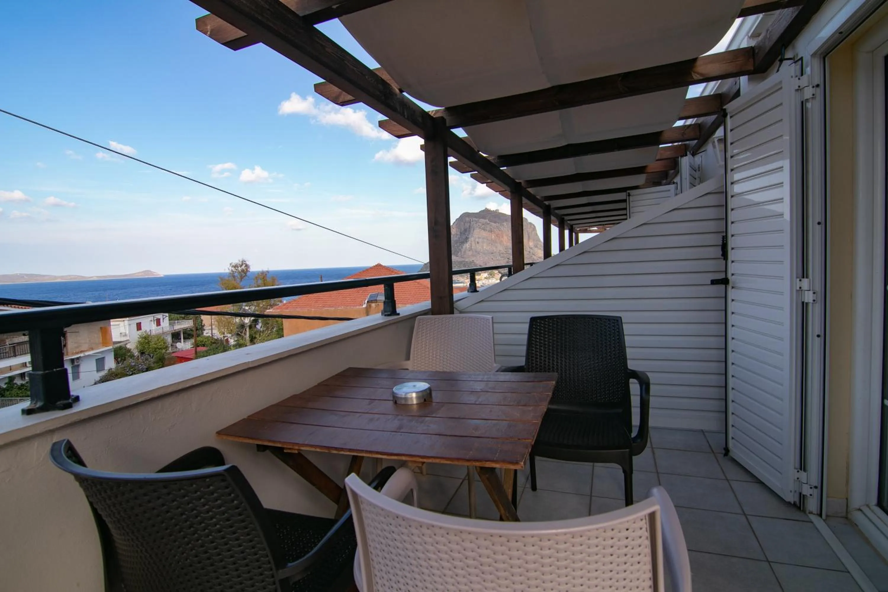 Malvasia Corner Studios - ex Romeo's House