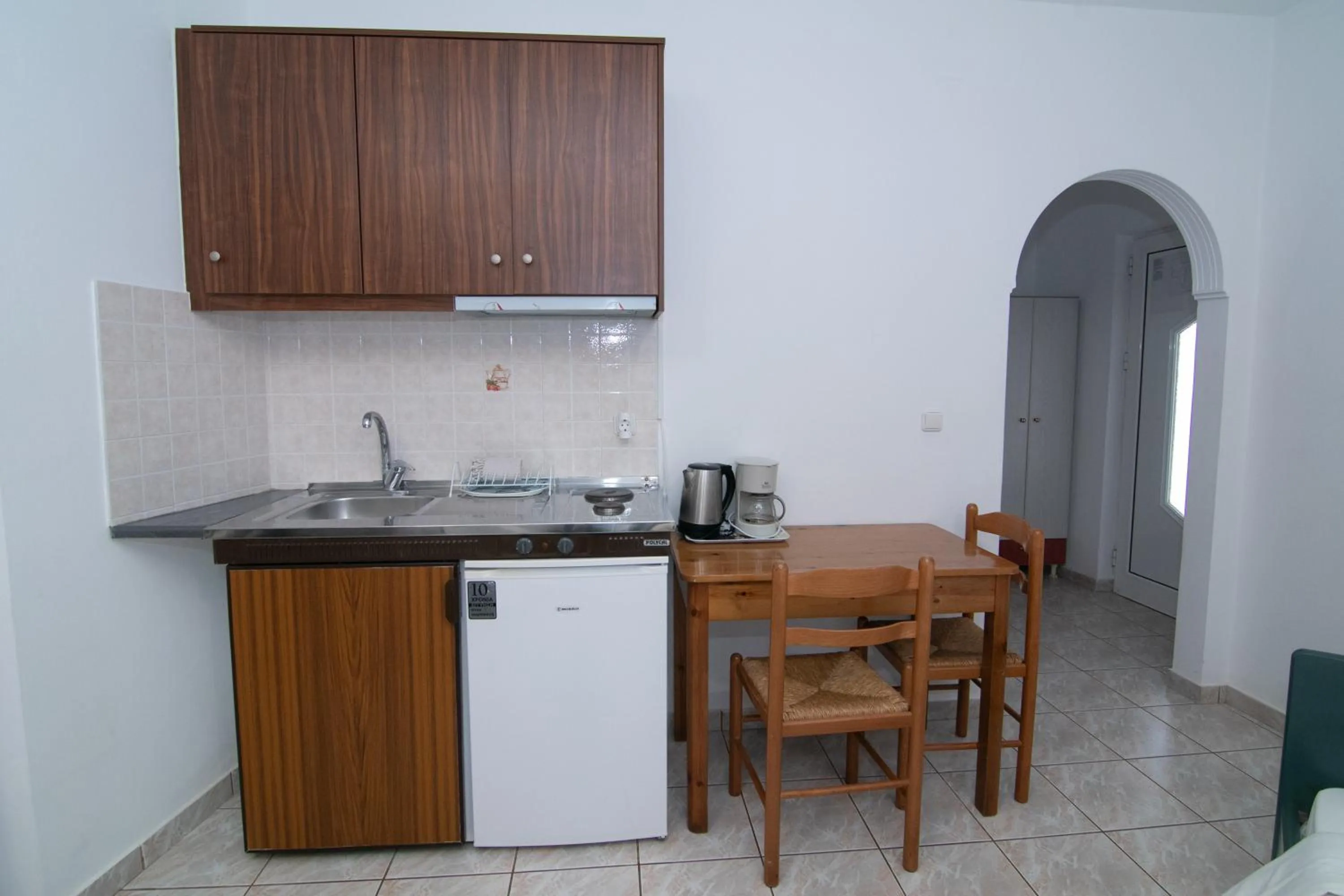 Malvasia Corner Studios - ex Romeo's House