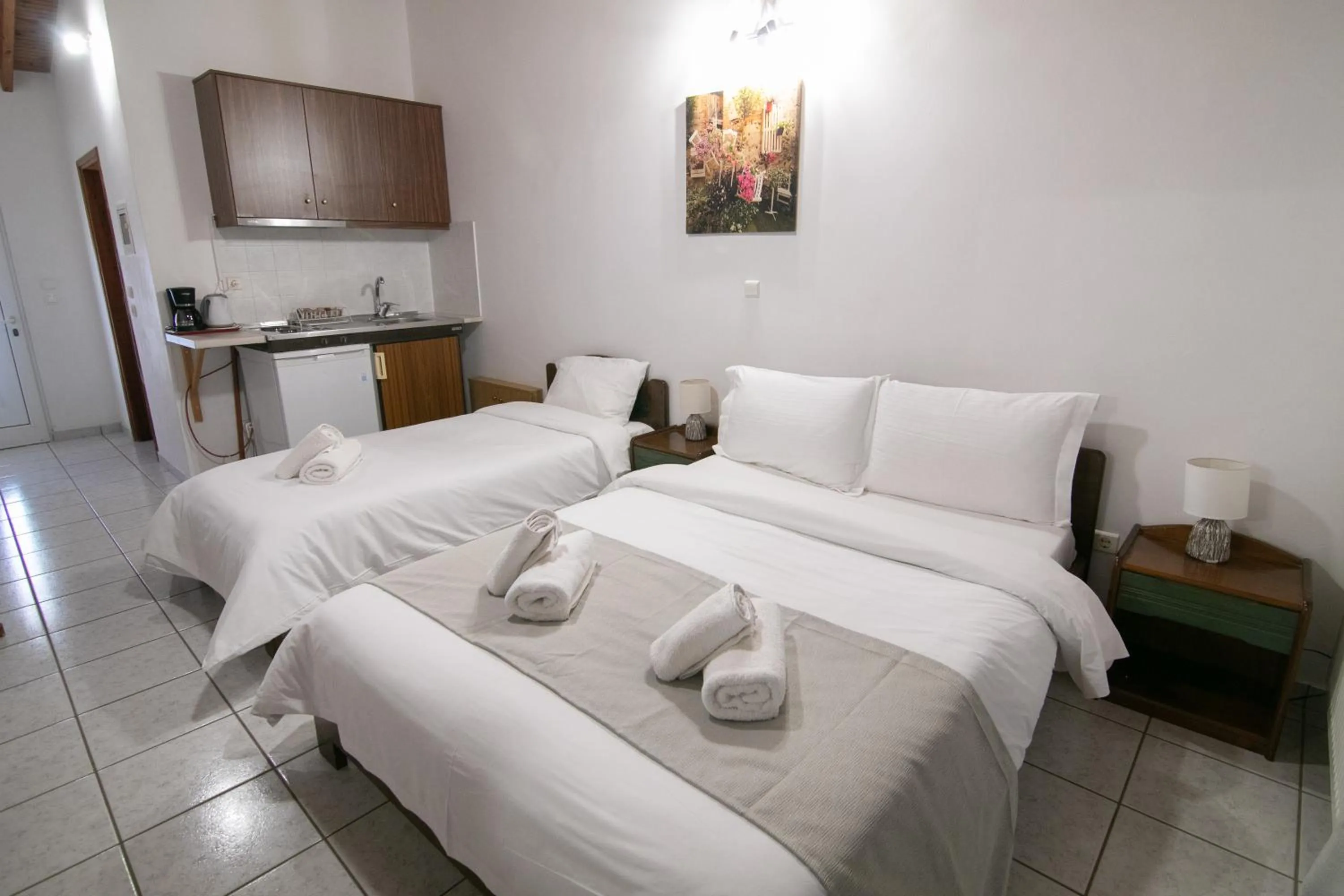 Bed in Malvasia Corner Studios - ex Romeo's House