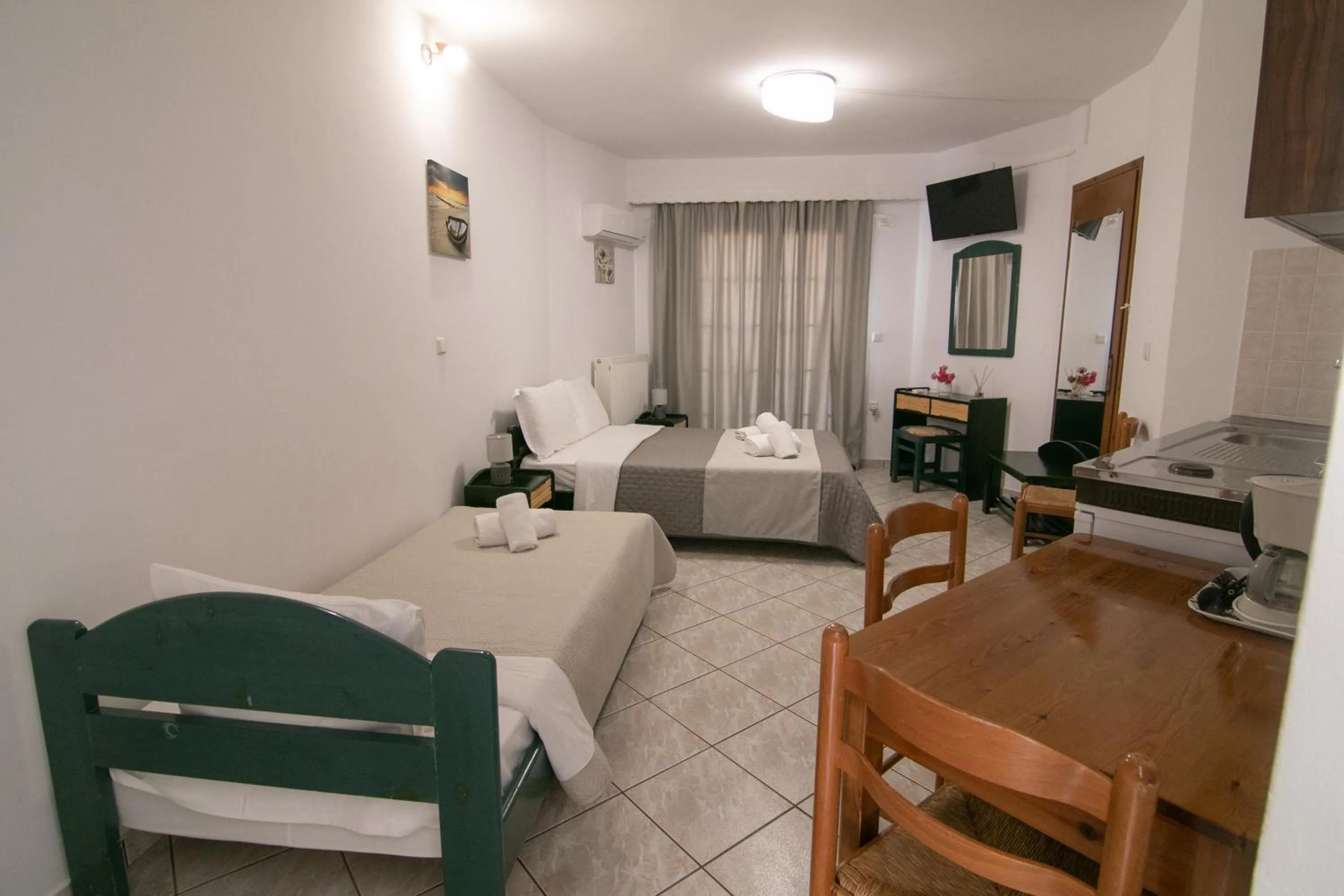 Bed in Malvasia Corner Studios - ex Romeo's House