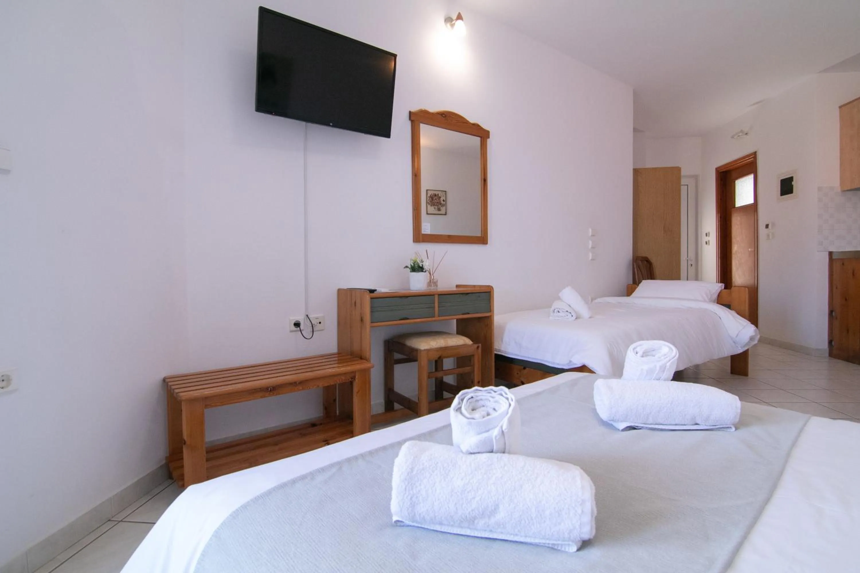 Bed in Malvasia Corner Studios - ex Romeo's House