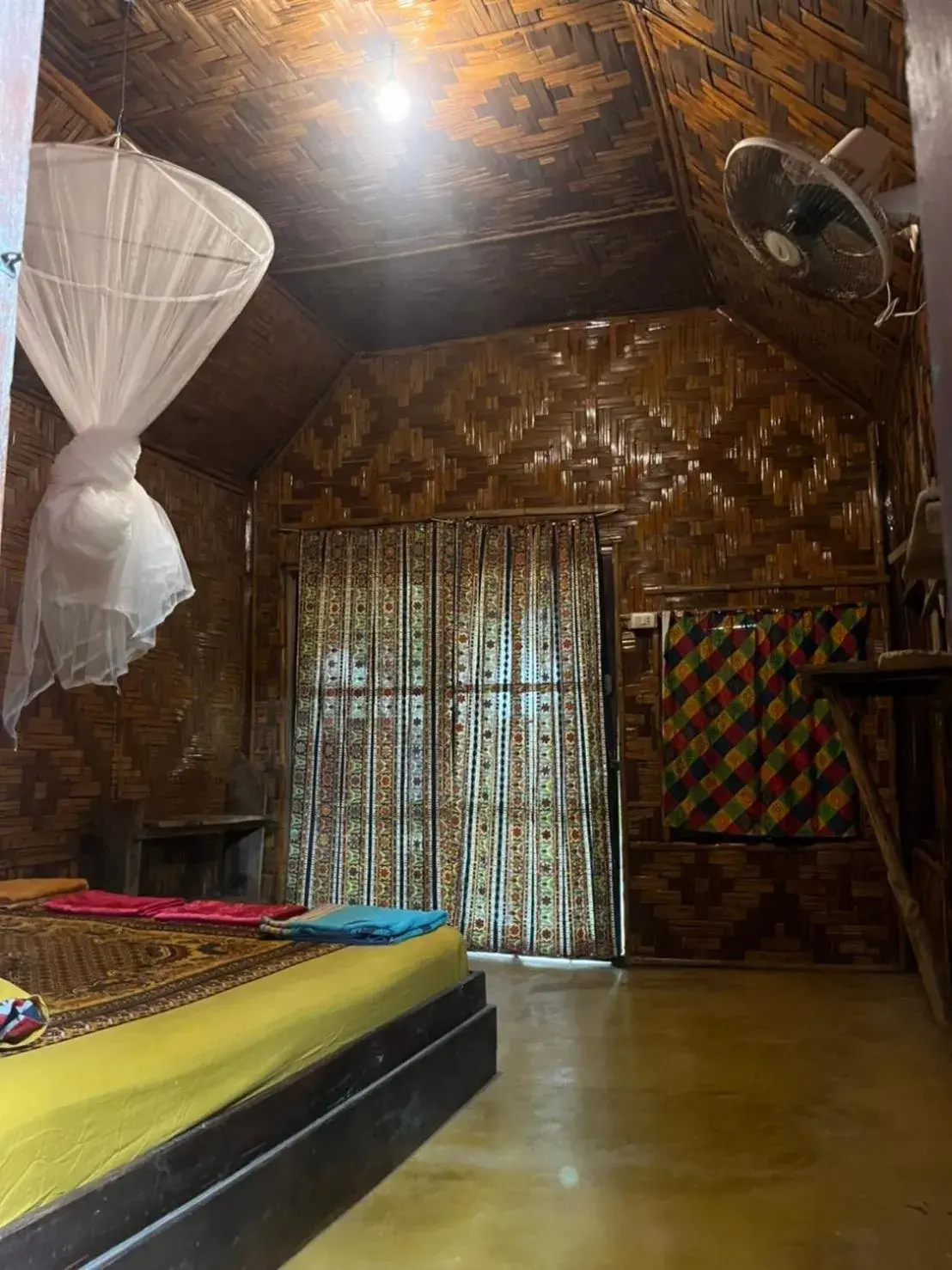 Bungalow with Fan and Garden View - single occupancy in Sanctuary Lanta Bungalow with Fan and Garden View - single occupancy in Sanctuary Lanta