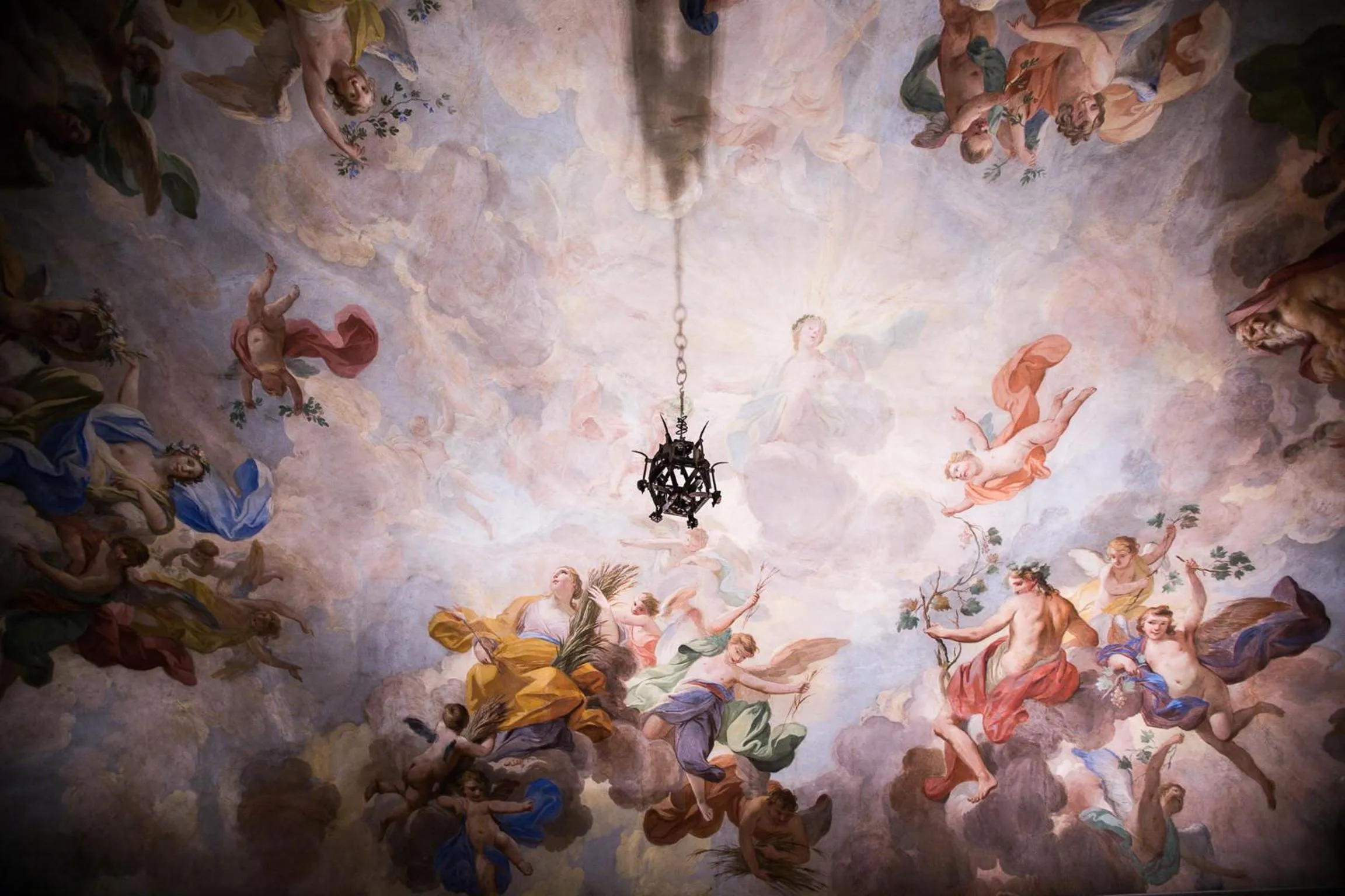 Decorative detail in Hotel Burchianti