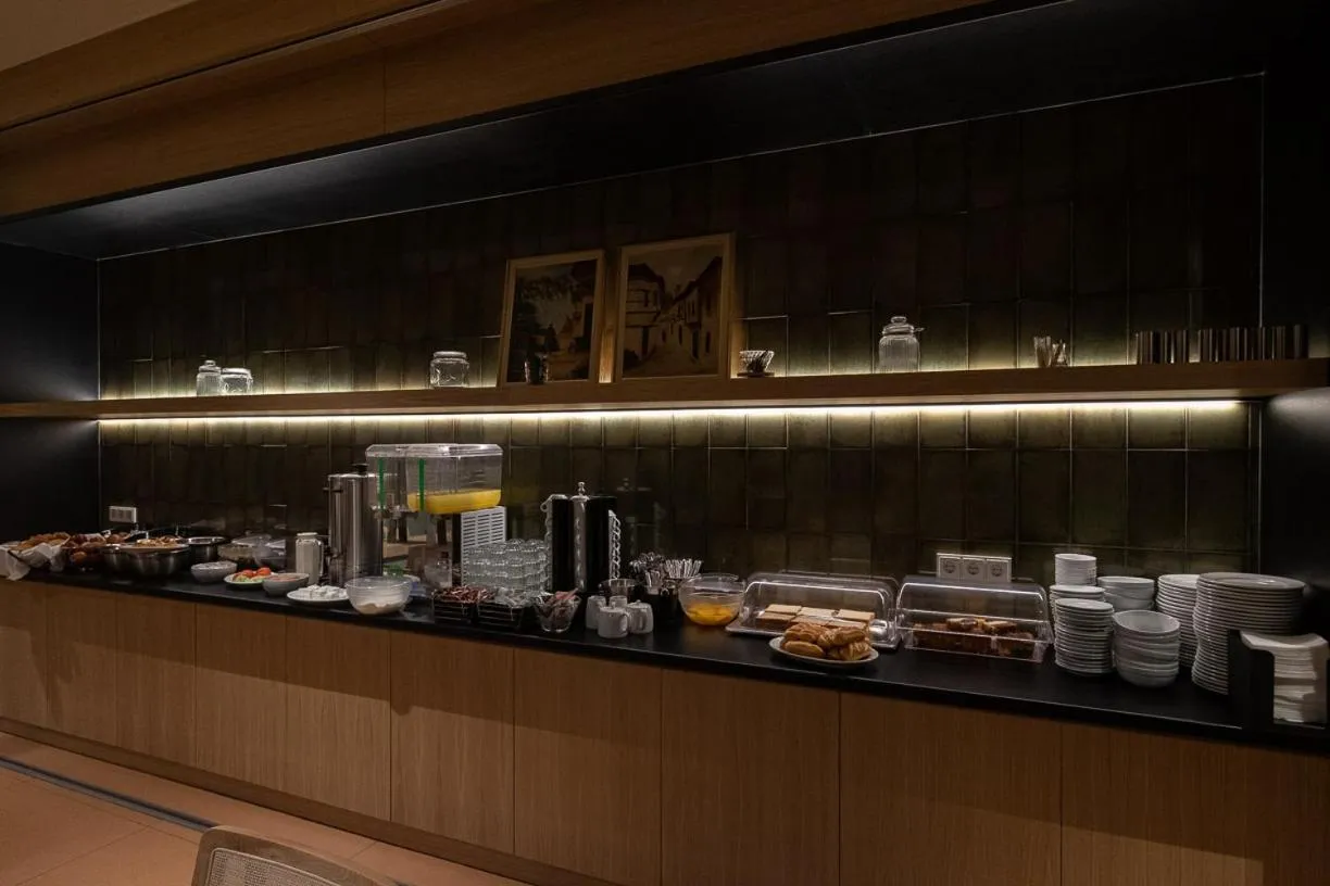 Food and drinks in Democritus