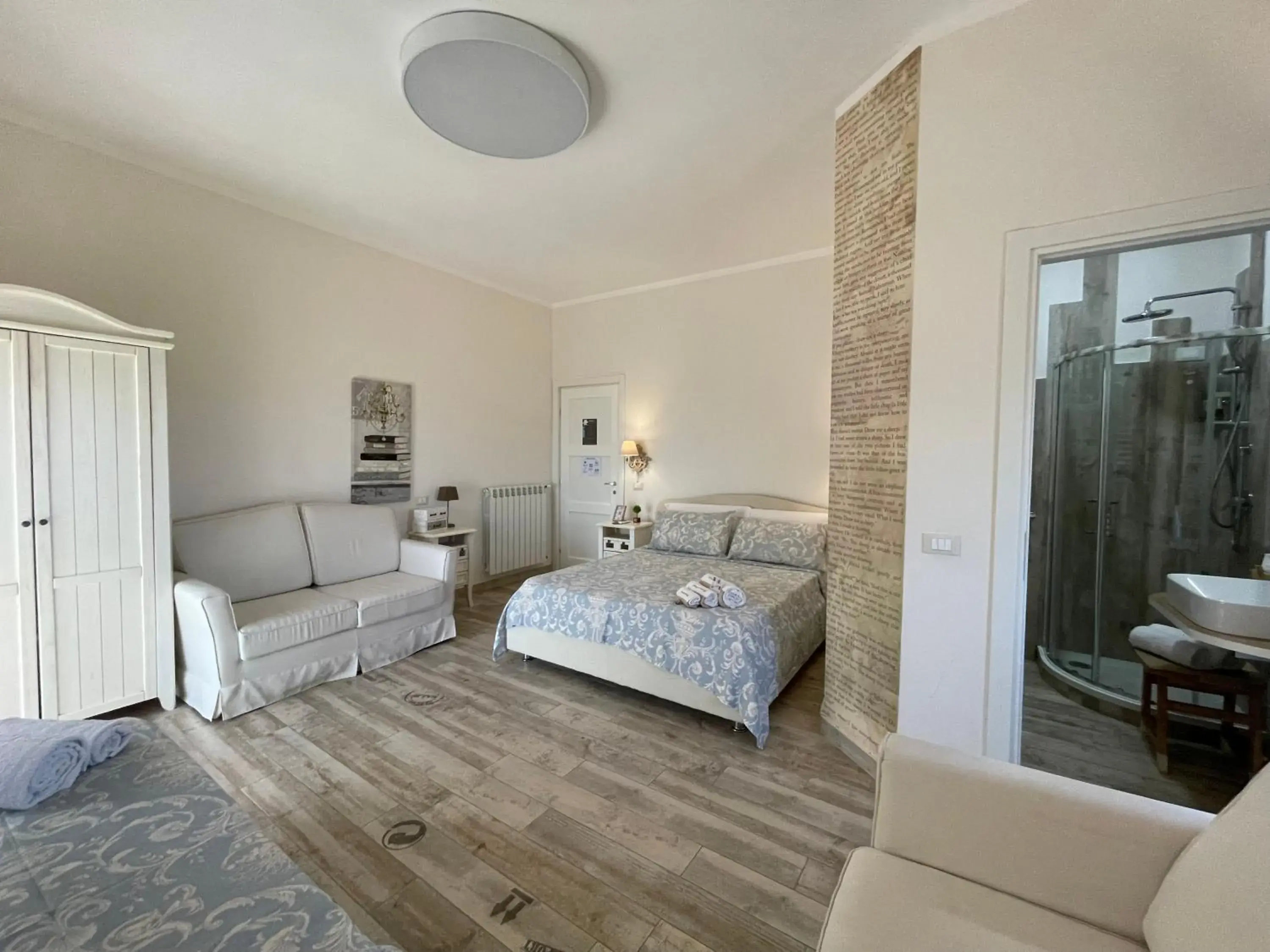 Superior Triple Room with Sea View - single occupancy in Don Giacchì Country House Superior Triple Room with Sea View - single occupancy in Don Giacchì Country House