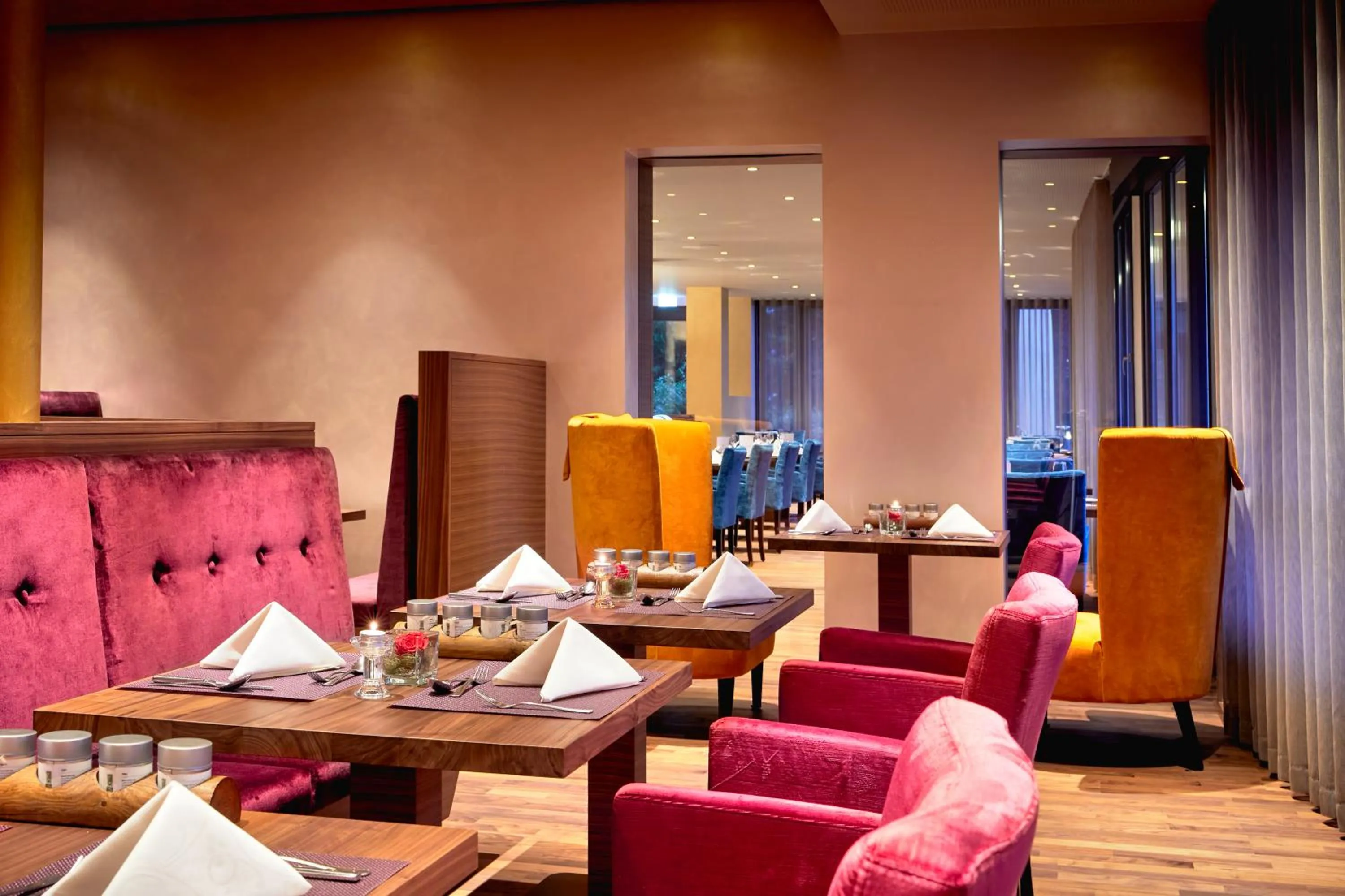 Restaurant/places to eat in Ayurveda Resort MANDIRA