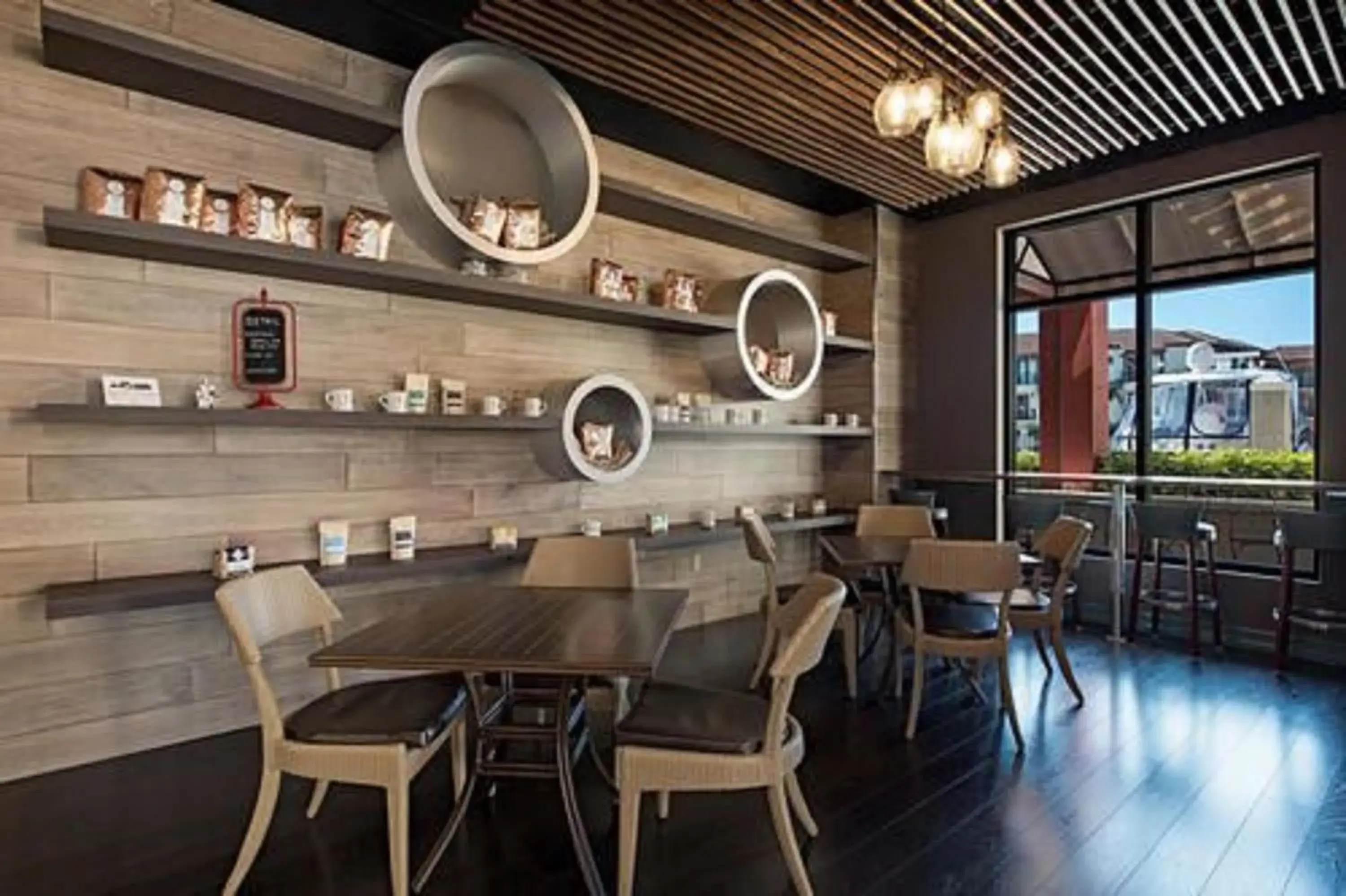 Food and drinks in Naples Bay Resort and Marina Food and drinks in Naples Bay Resort and Marina