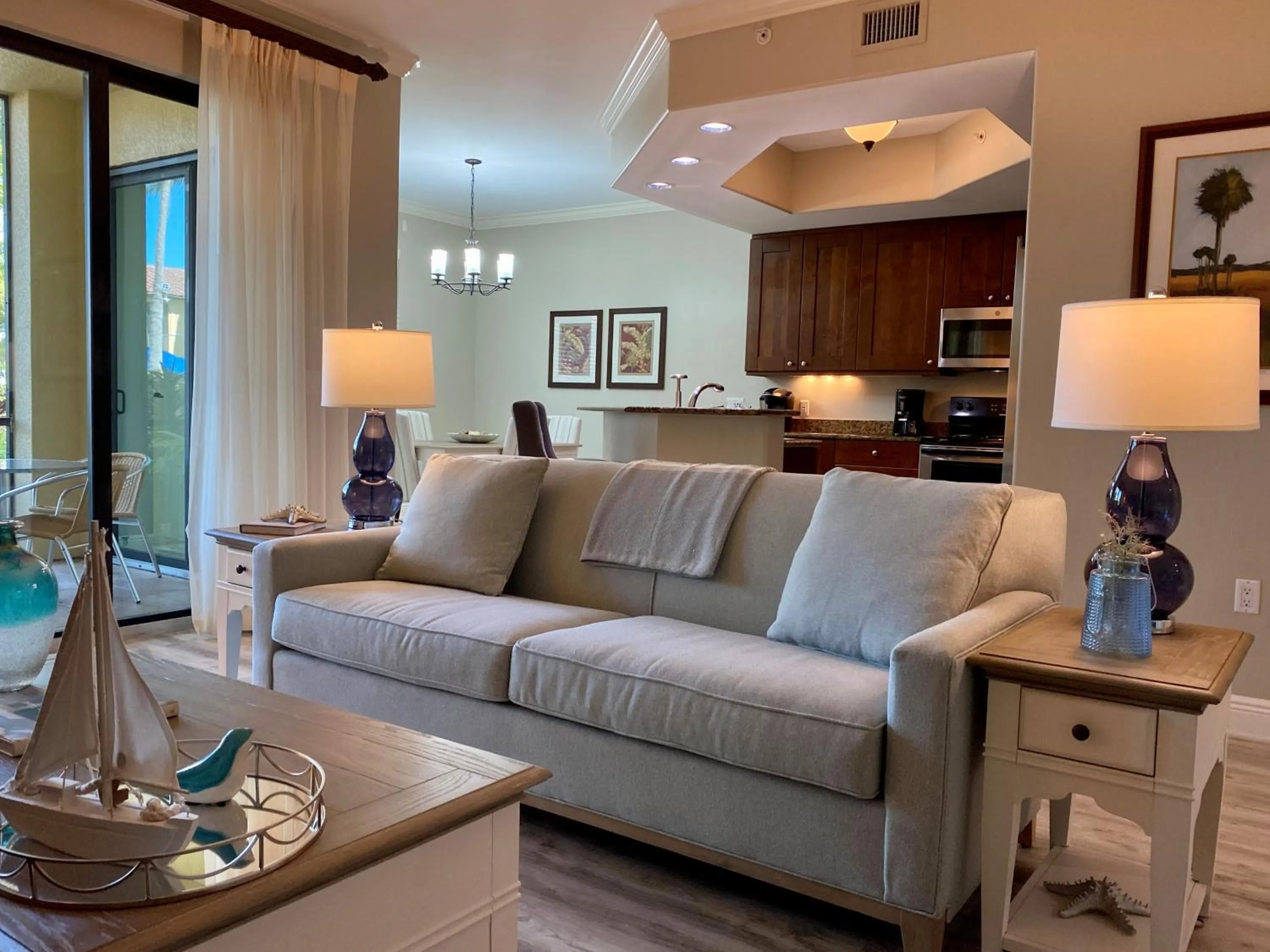 Living room in Naples Bay Resort and Marina