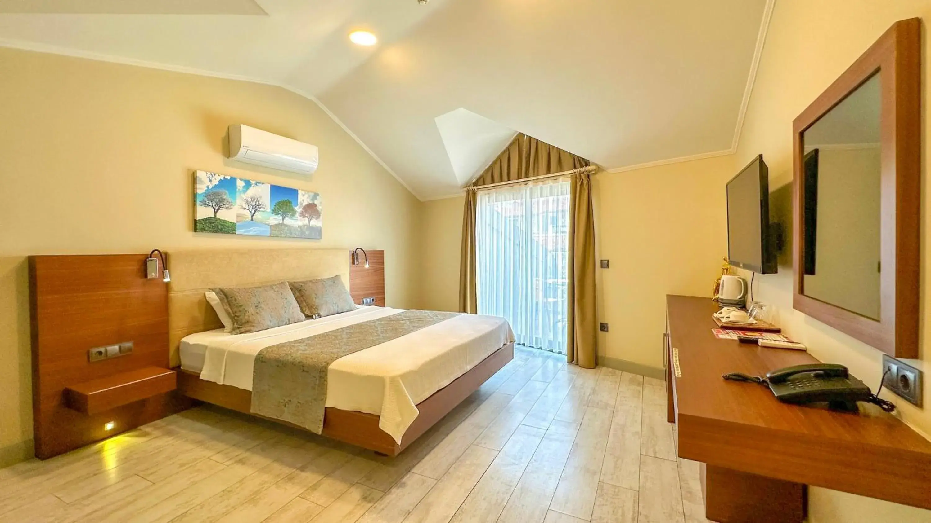 Communal lounge/ TV room, Bed in Göcek Centre Hotel Communal lounge/ TV room, Bed in Göcek Centre Hotel