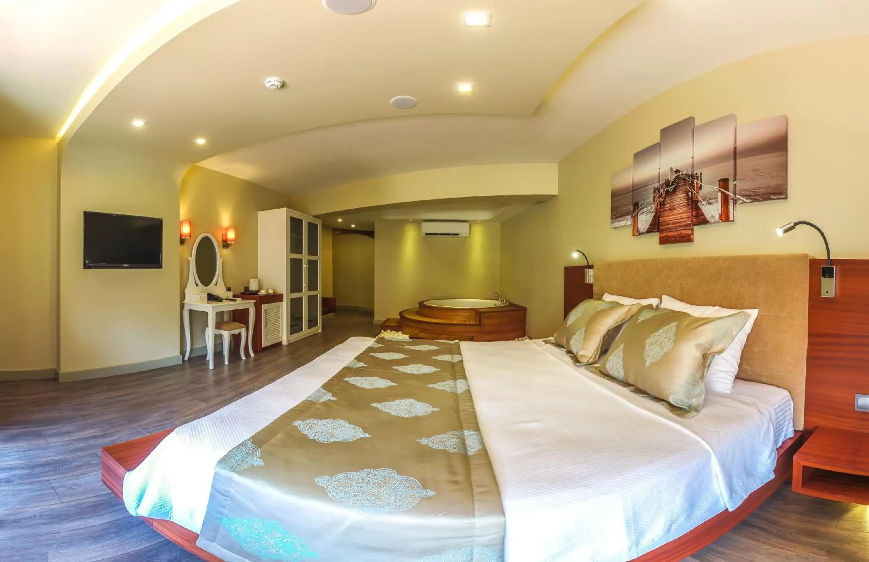 Deluxe Double Room with Extra Bed in Göcek Centre Hotel Deluxe Double Room with Extra Bed in Göcek Centre Hotel