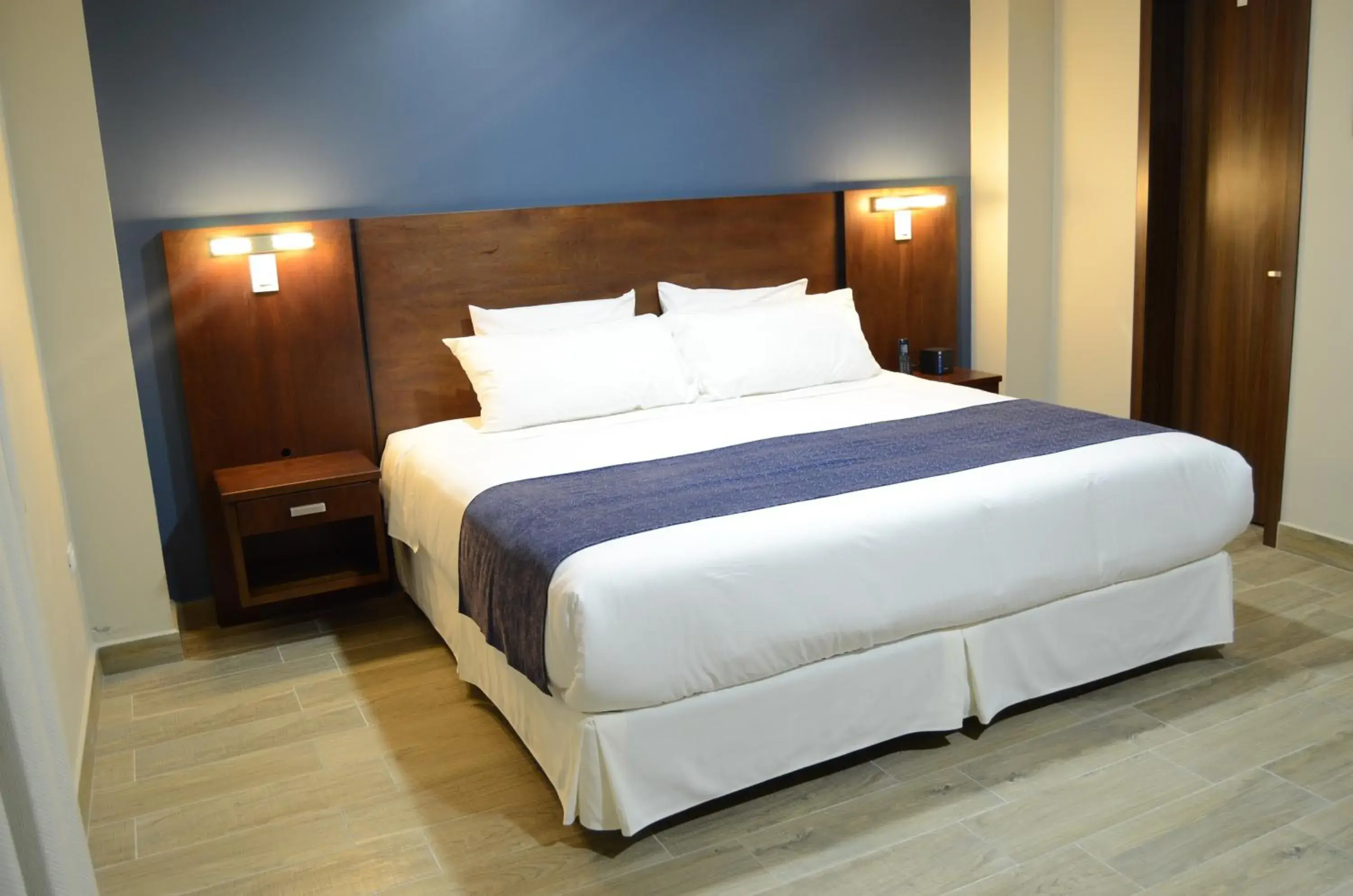 King Suite in Hotel San Agustin Plaza King Suite in Hotel San Agustin Plaza