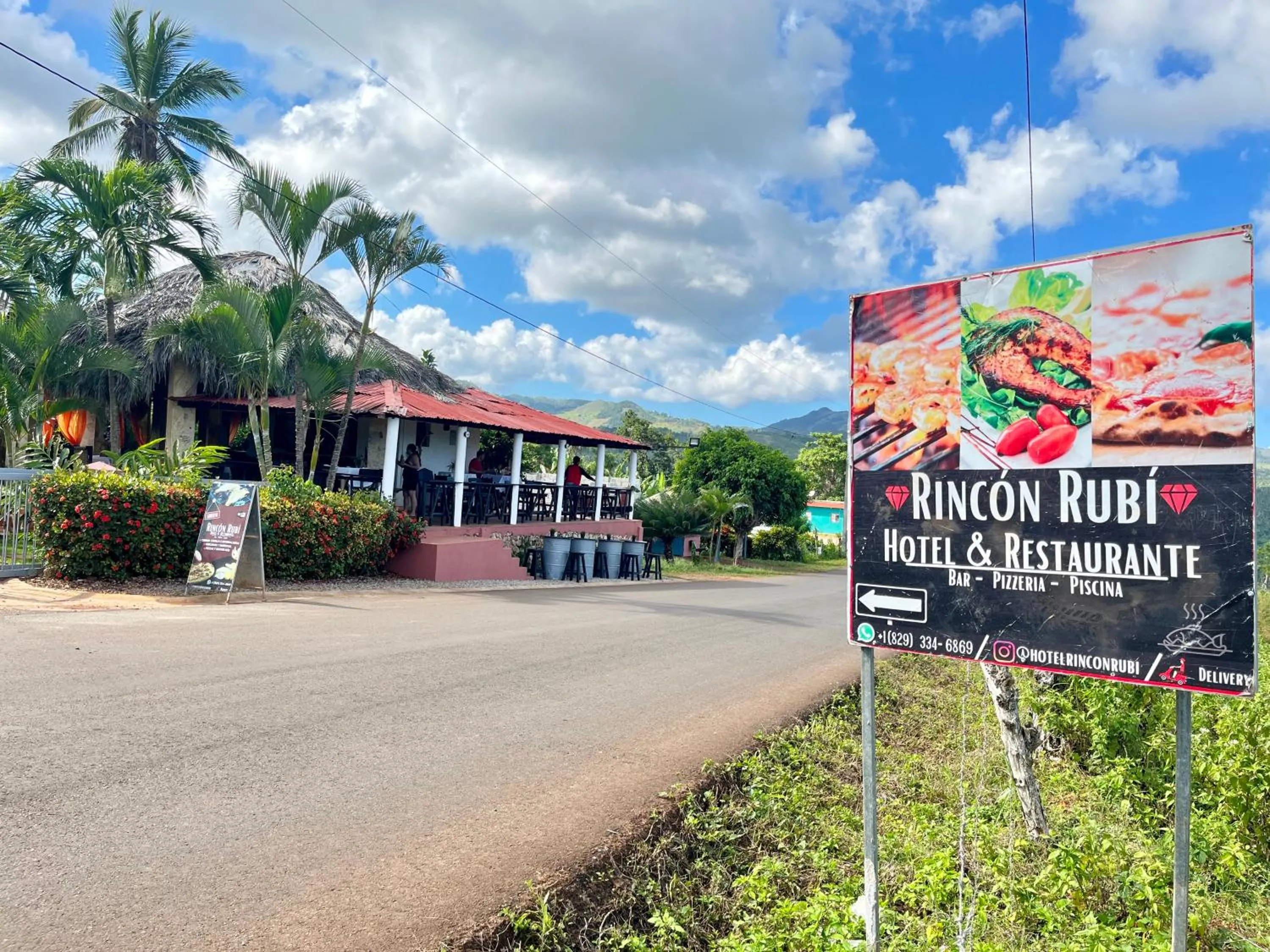 Property building in Hotel Rincon Rubi