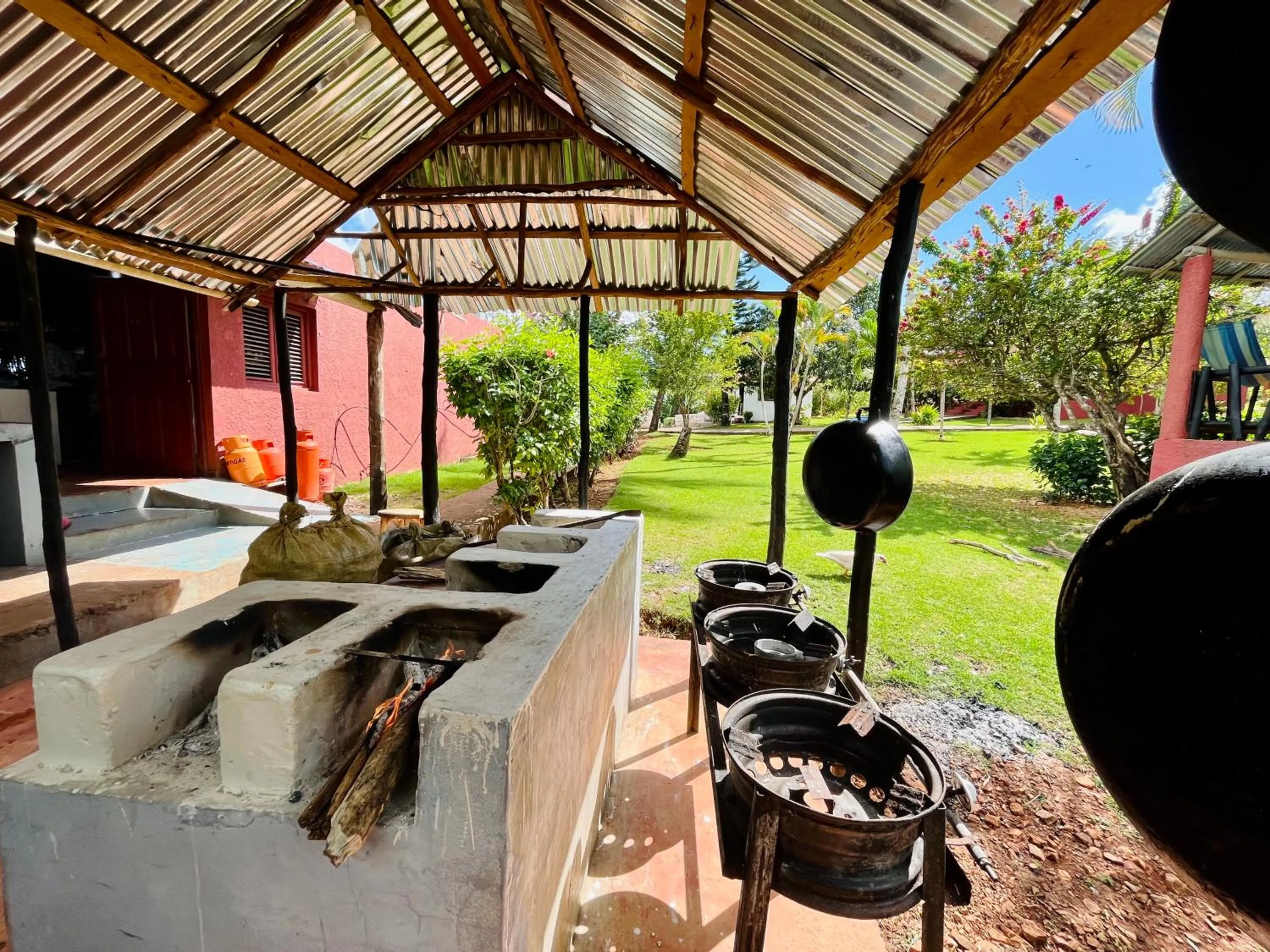 BBQ facilities in Hotel Rincon Rubi