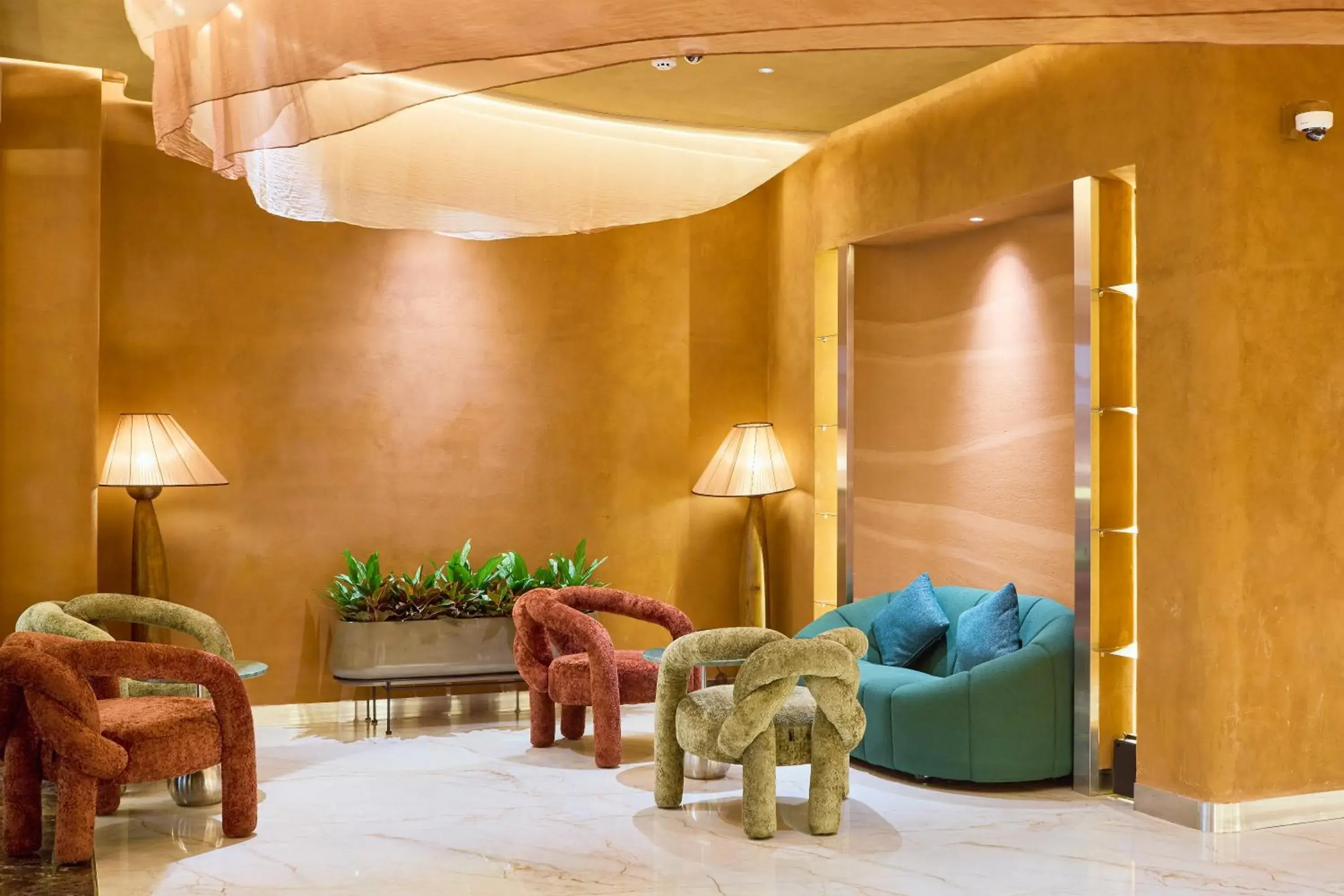 Lobby or reception in Kin Hotel Ly Tu Trong Lobby or reception in Kin Hotel Ly Tu Trong