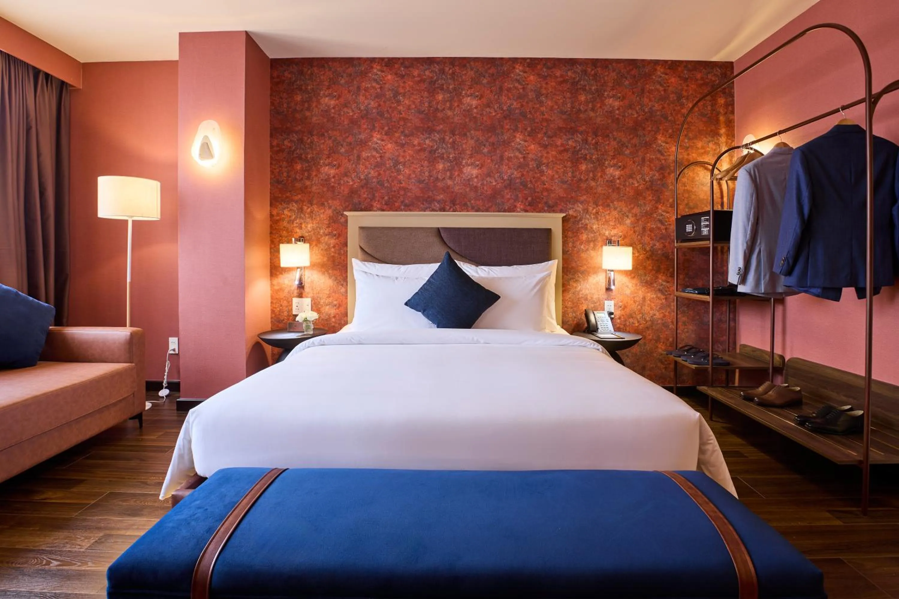 Bed in Kin Hotel Ly Tu Trong