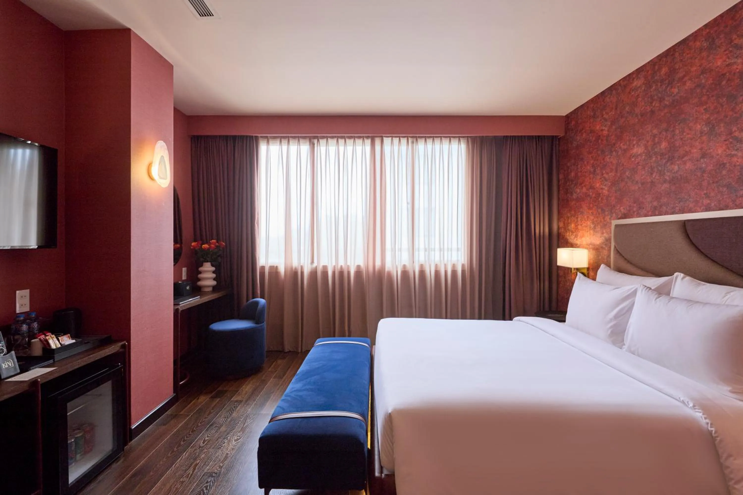 Bed in Kin Hotel Ly Tu Trong
