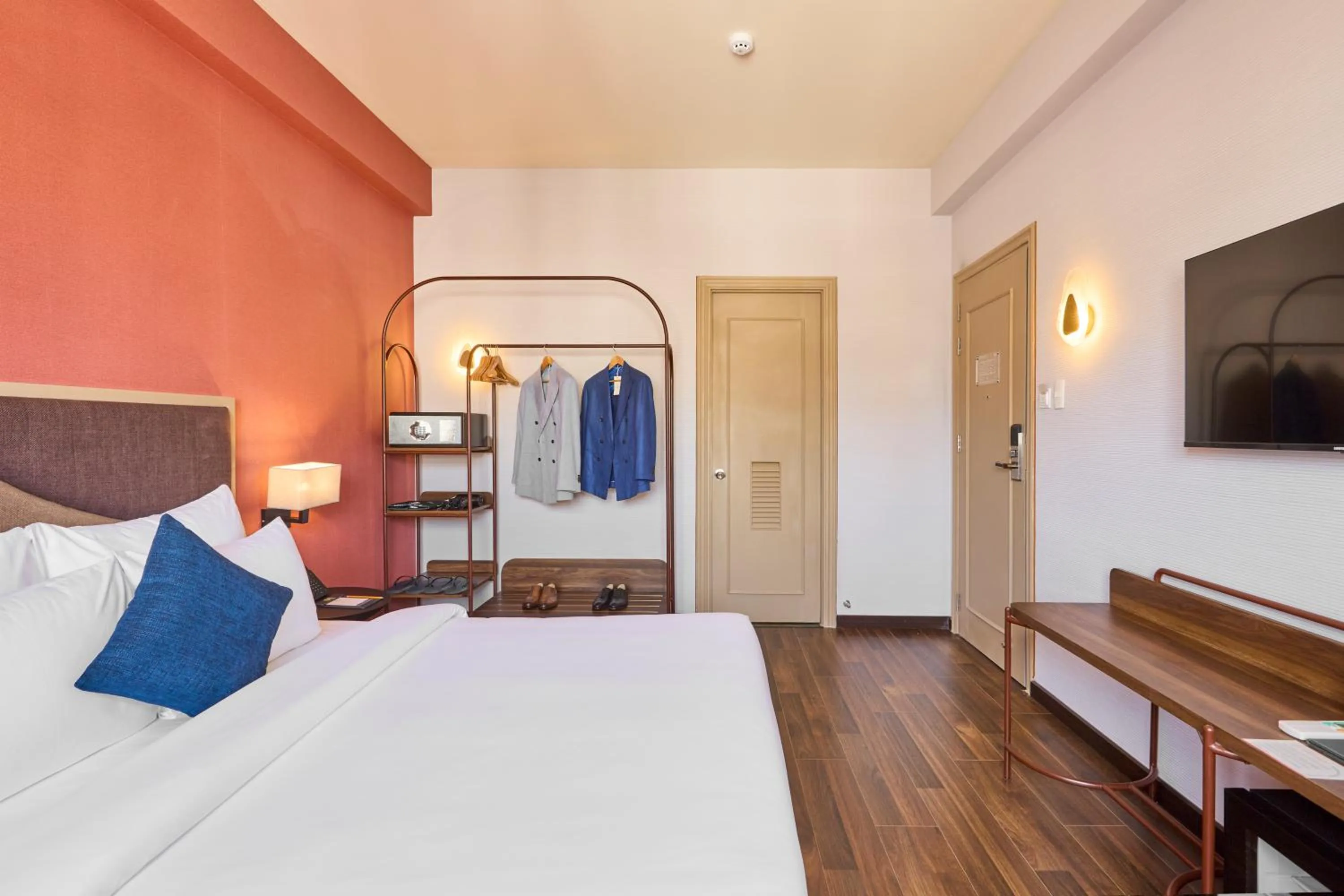 Bed in Kin Hotel Ly Tu Trong