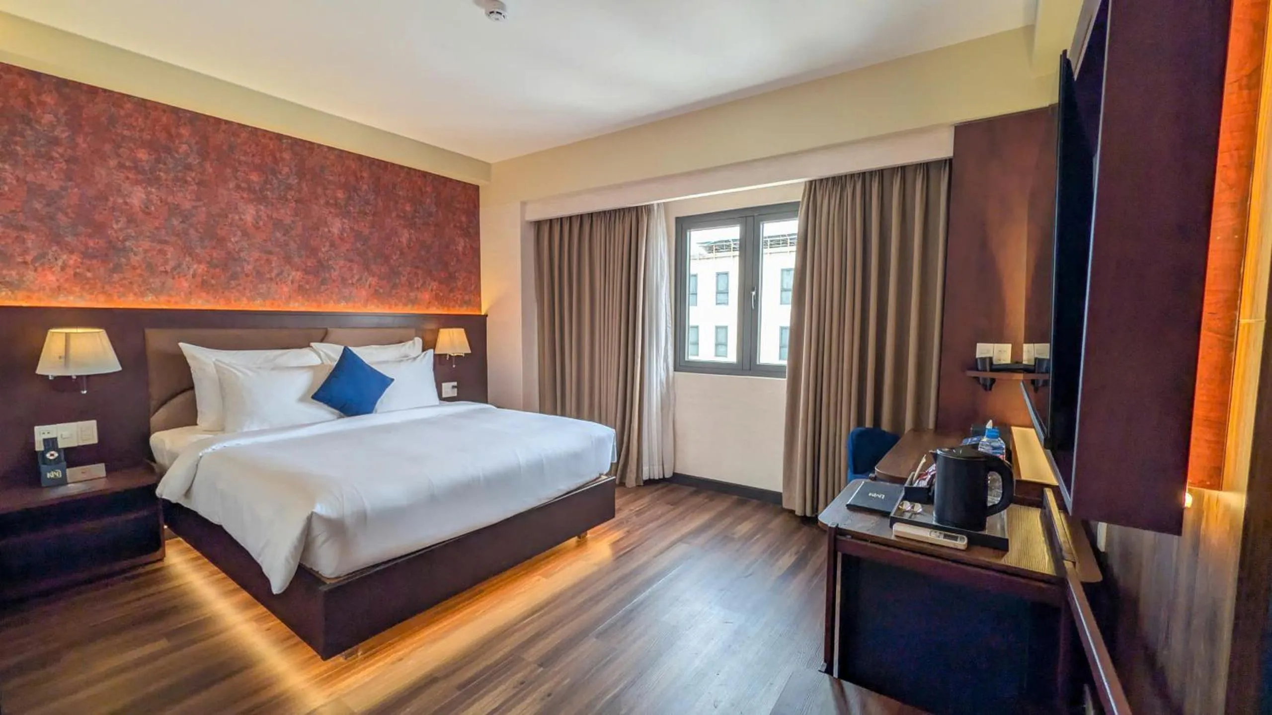 Bedroom, Bed in KiN Hotel Ly Tu Trong Edition