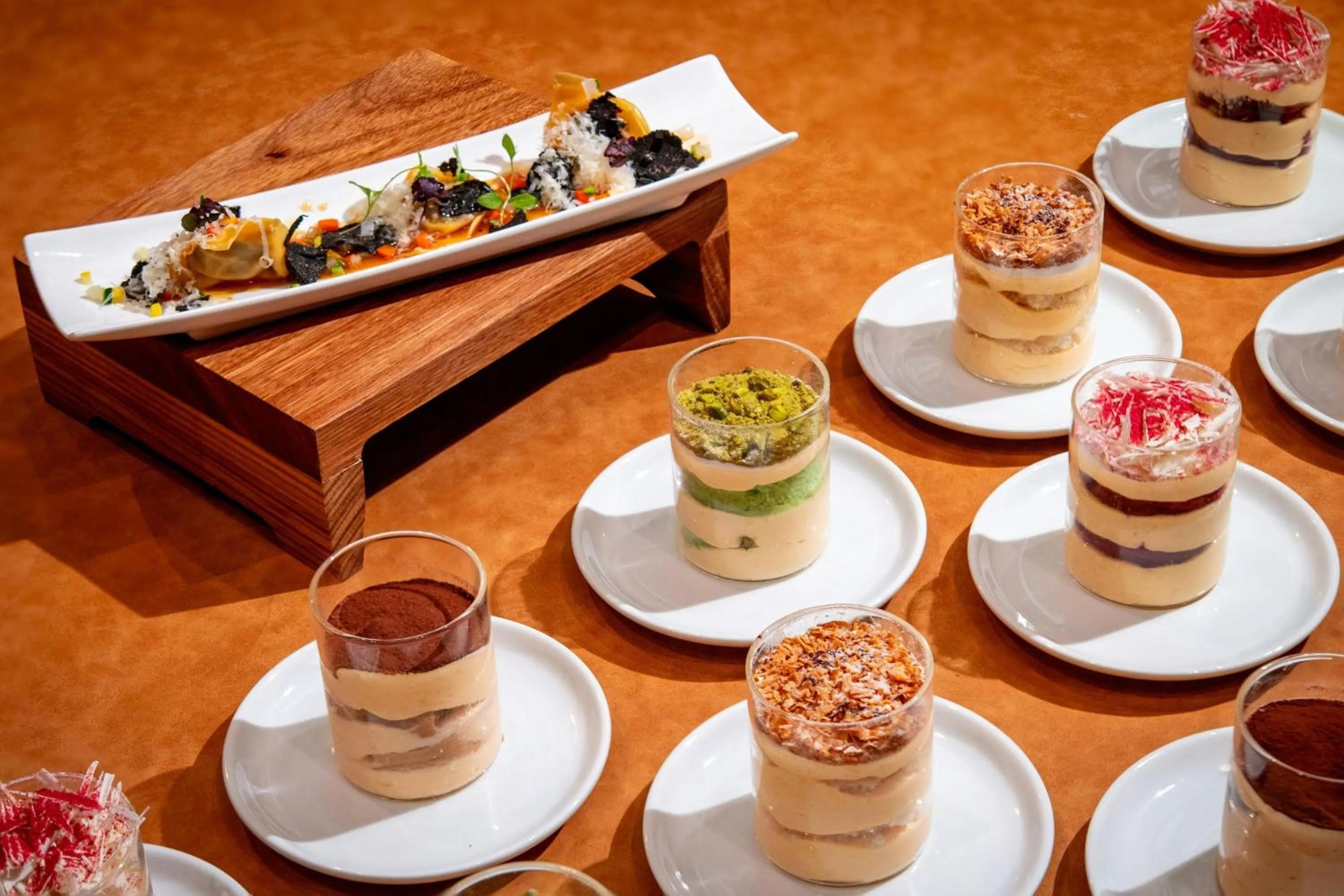 Restaurant/places to eat in Frasers House, a Luxury Collection Hotel, Singapore