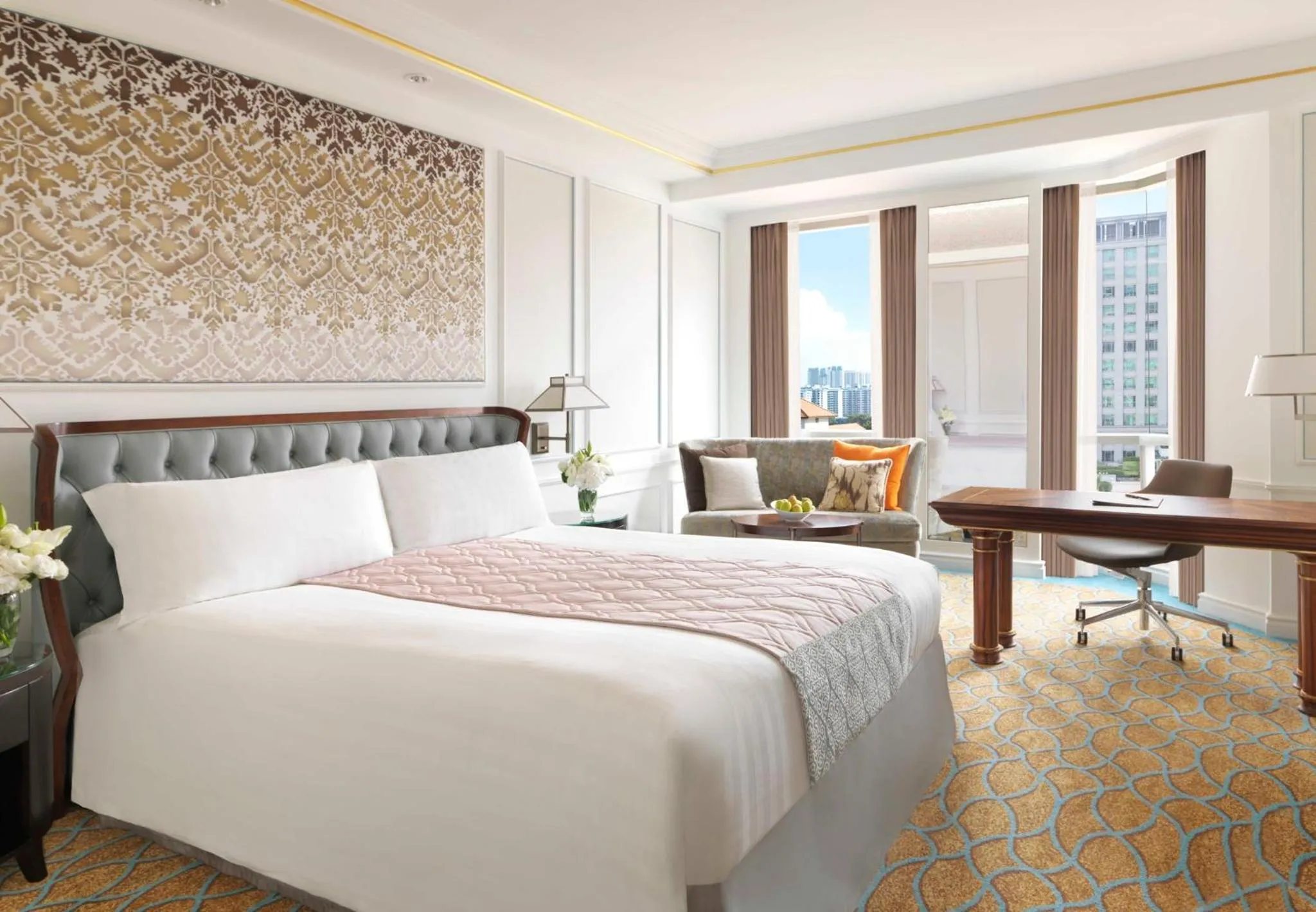 Photo of the whole room, Bed in InterContinental Singapore by IHG