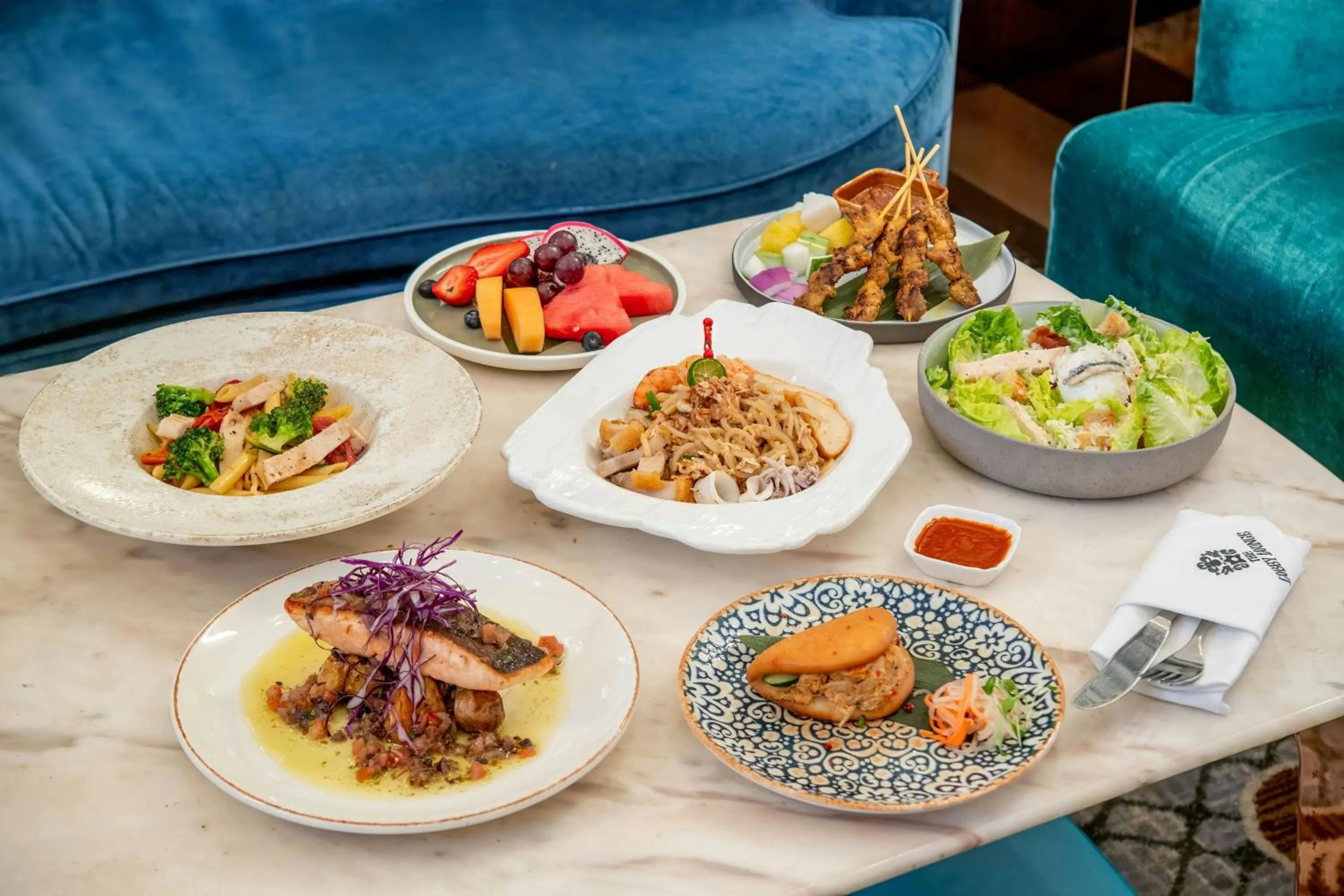 Lobby or reception in Frasers House, a Luxury Collection Hotel, Singapore