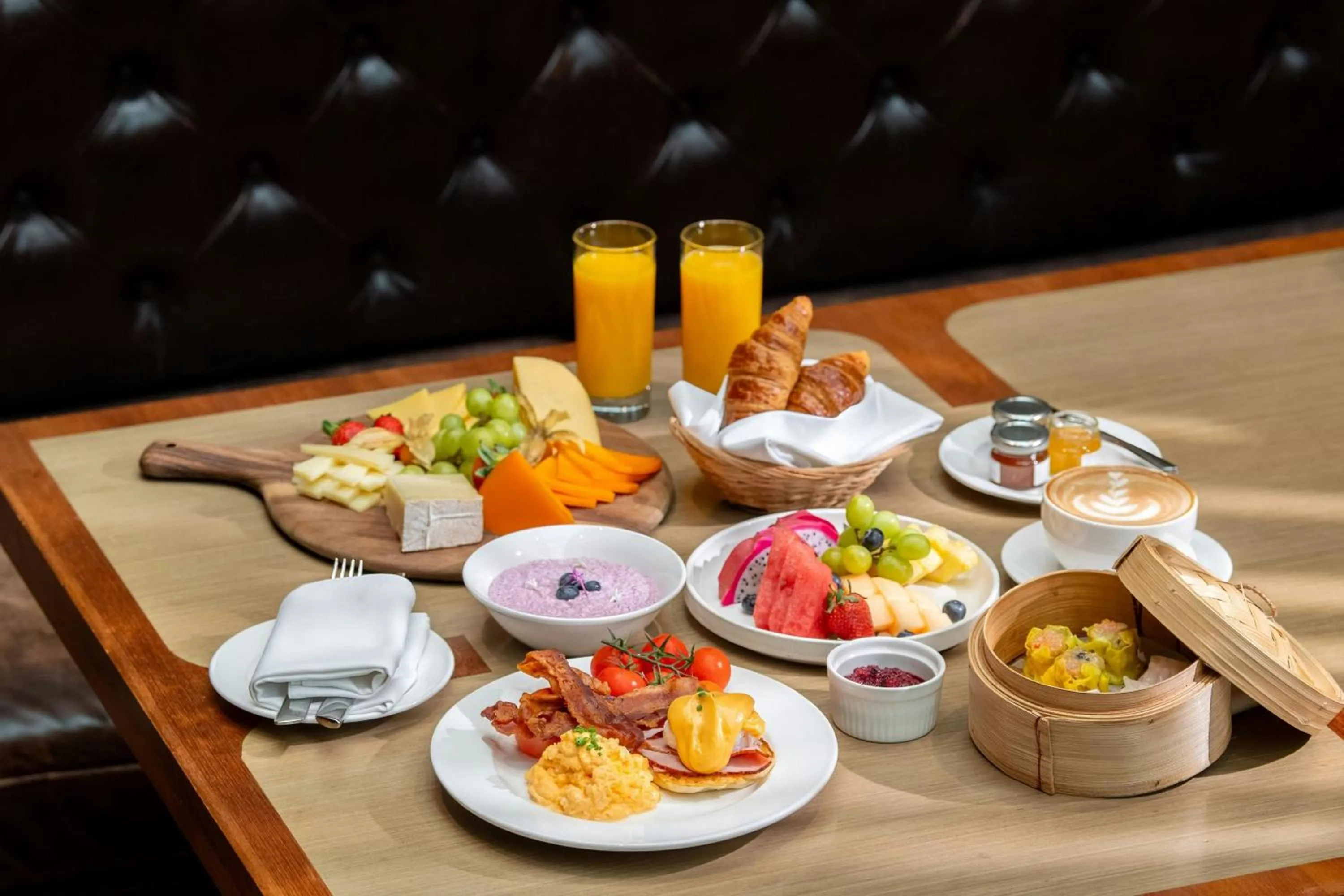 Breakfast in Frasers House, a Luxury Collection Hotel, Singapore