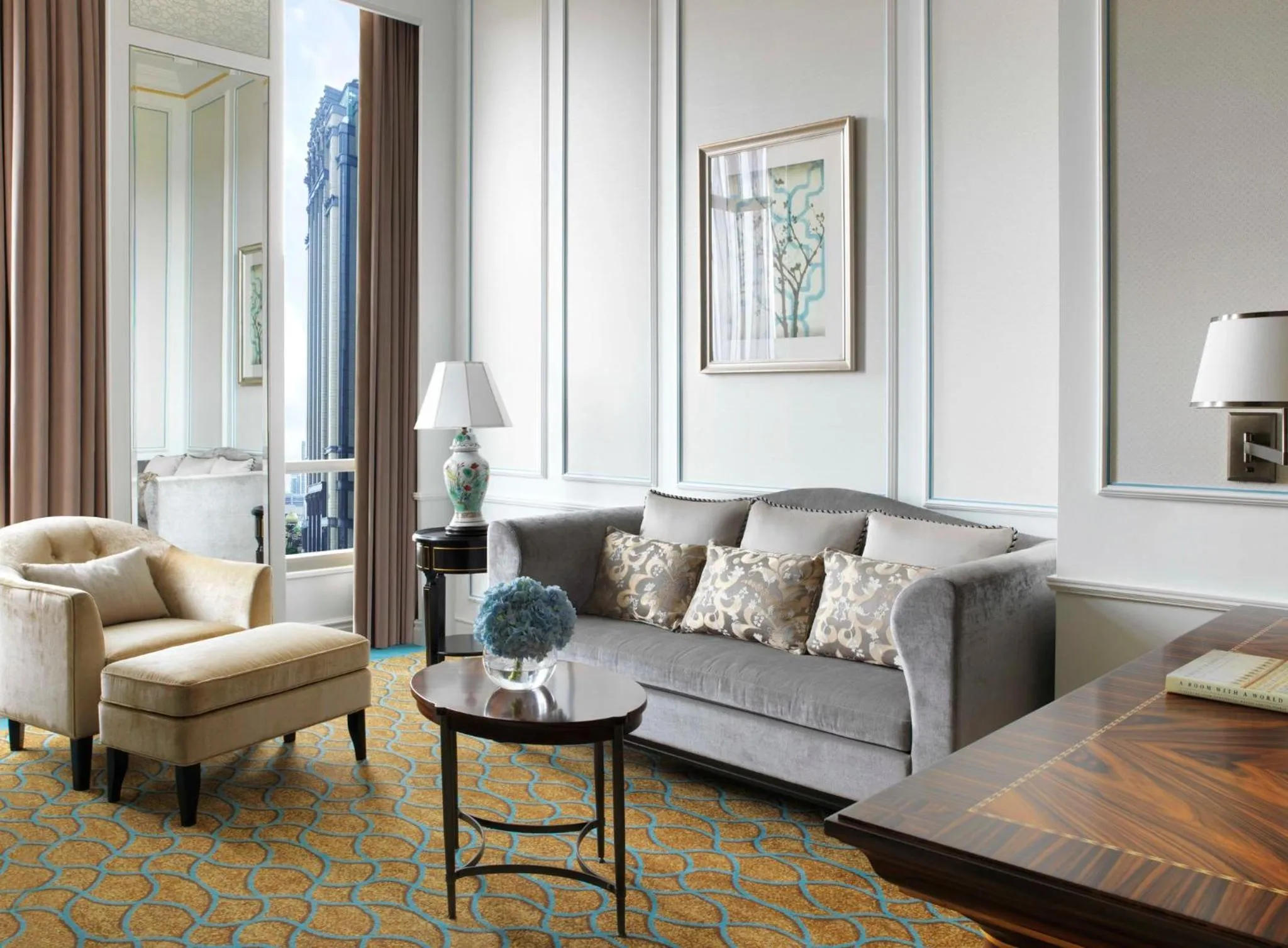 Photo of the whole room in InterContinental Singapore by IHG