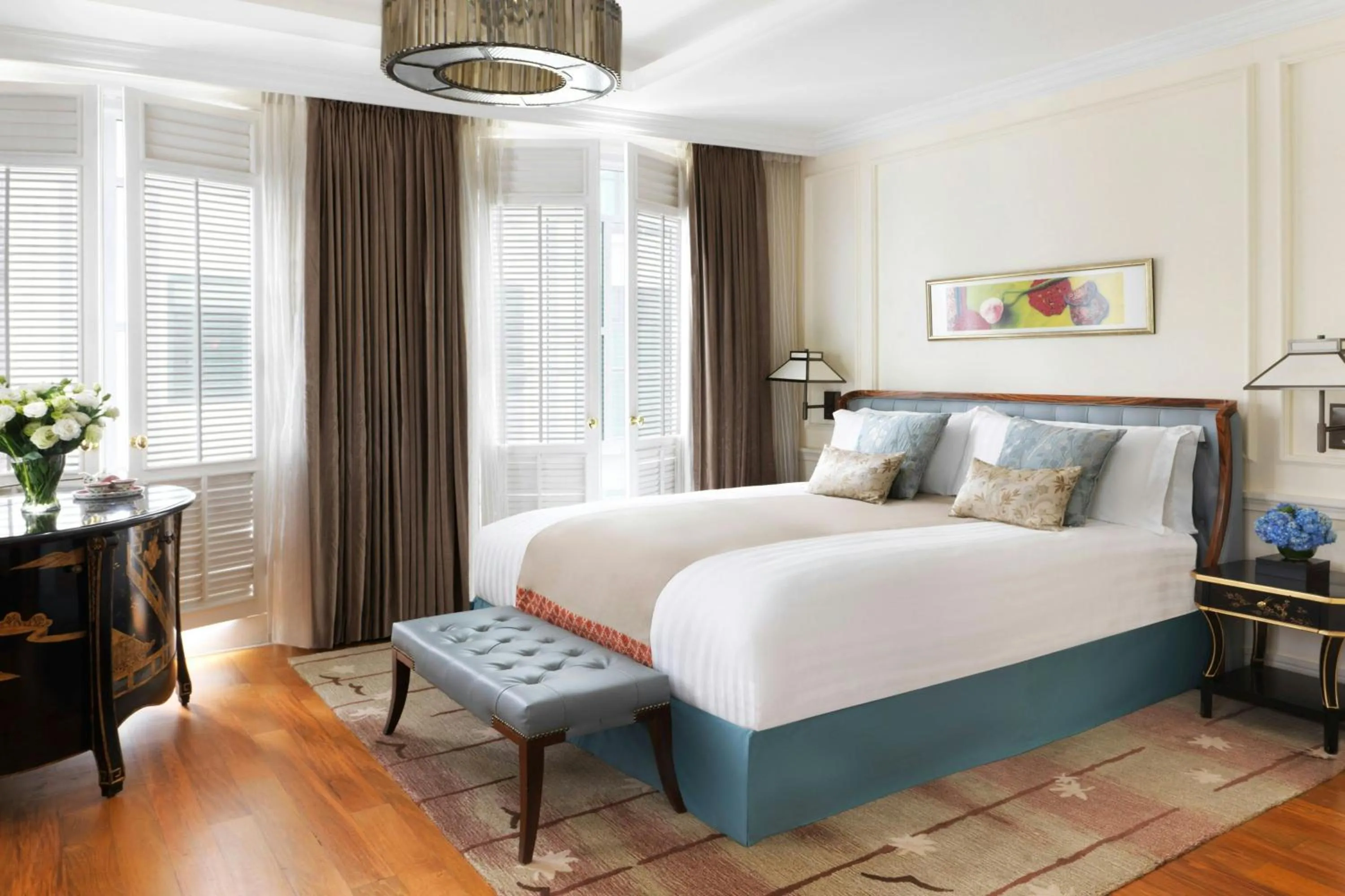 Photo of the whole room, Bed in Frasers House, a Luxury Collection Hotel, Singapore