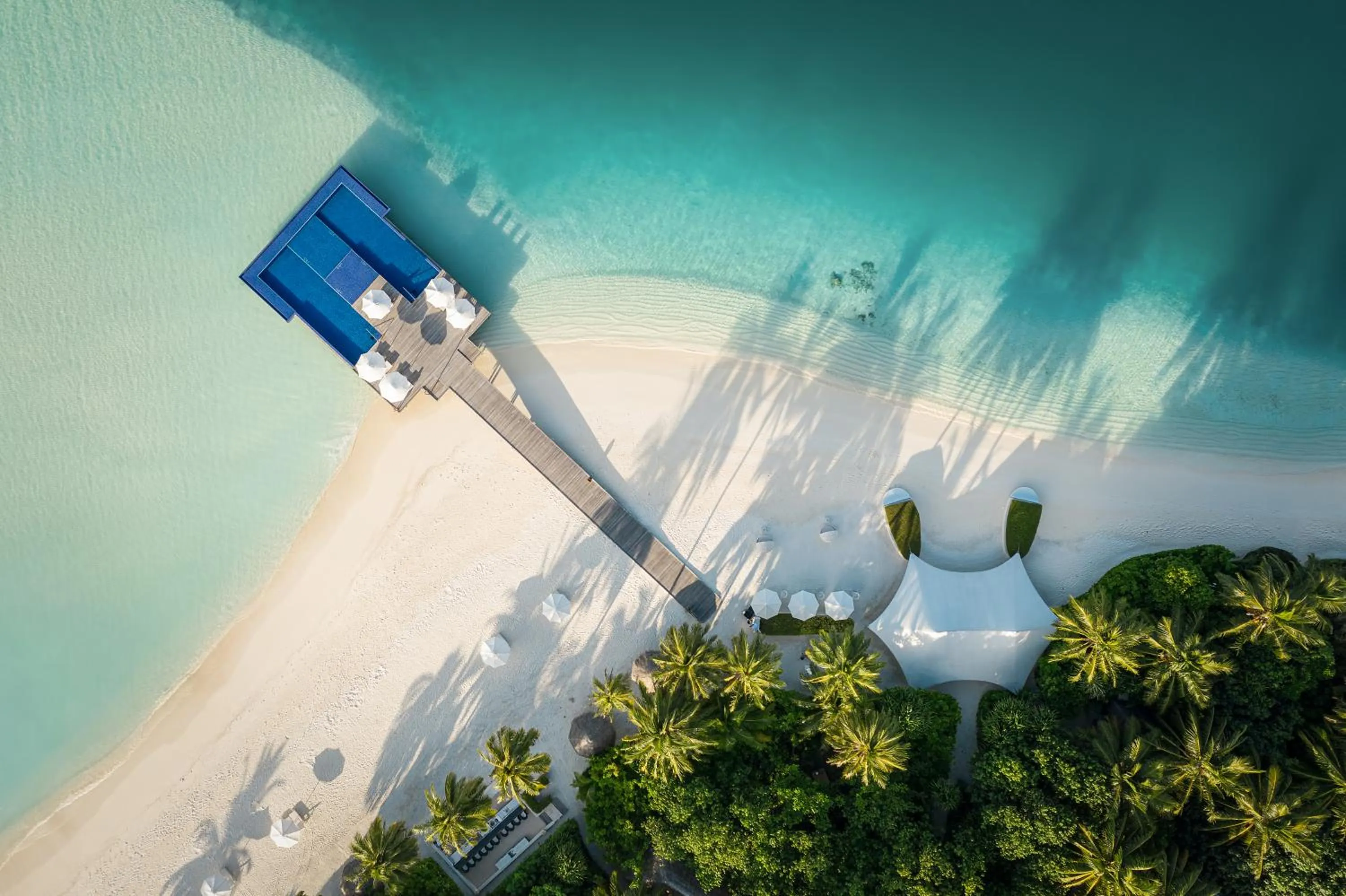 Swimming pool in Conrad Maldives Rangali Island